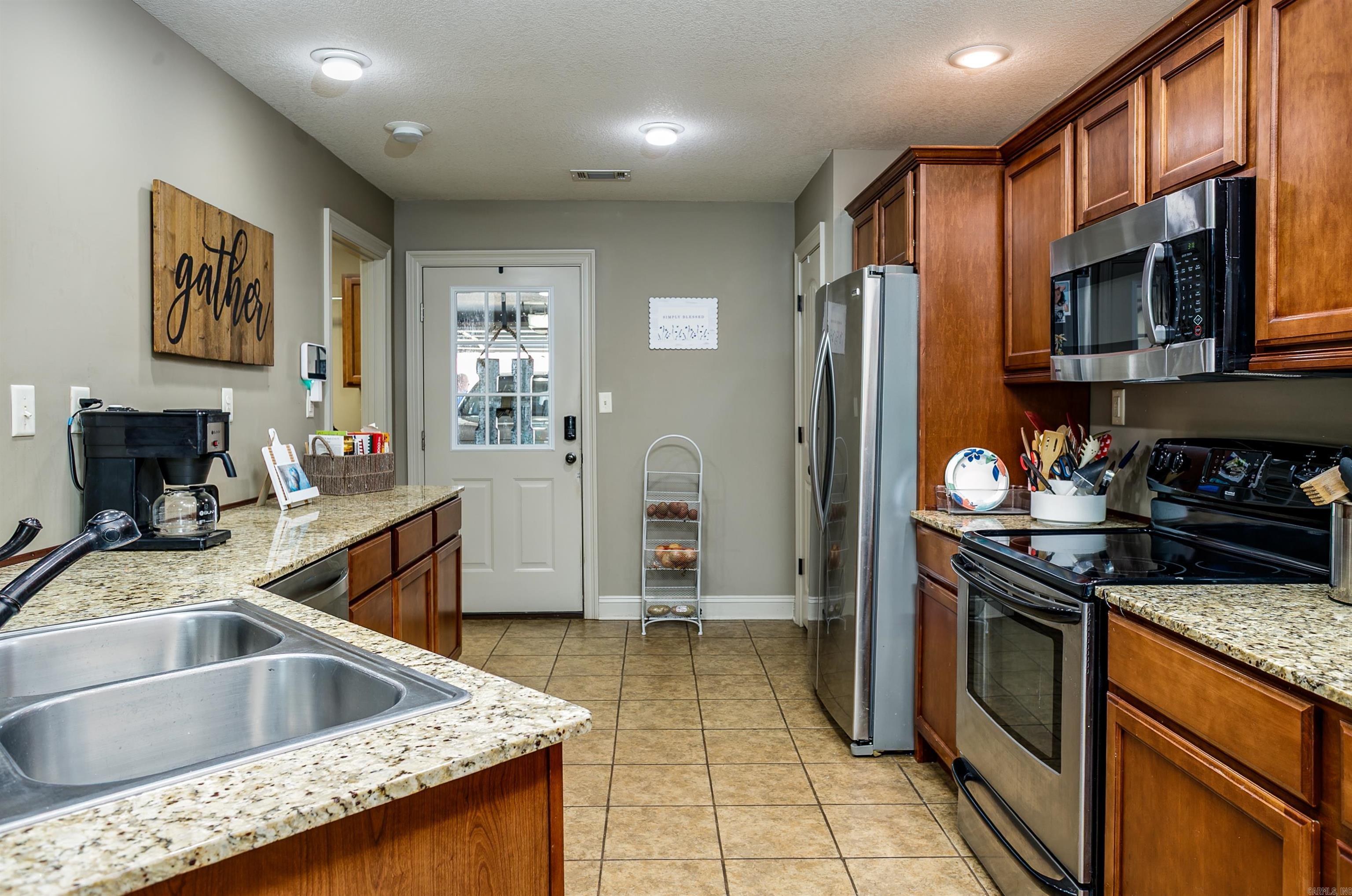 6037 Prairie Meadow Jonesboro, AR 72404