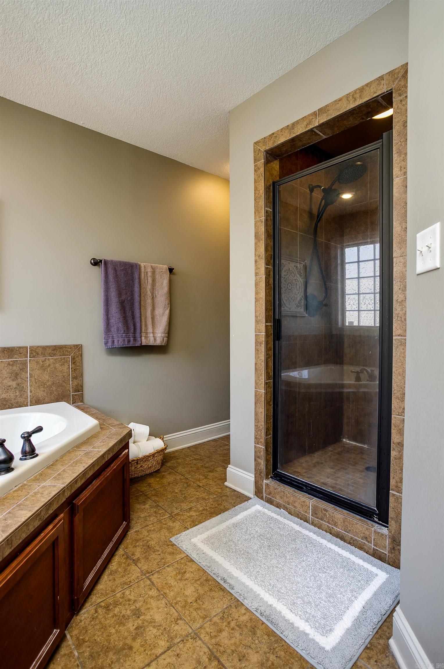 6037 Prairie Meadow Jonesboro, AR 72404