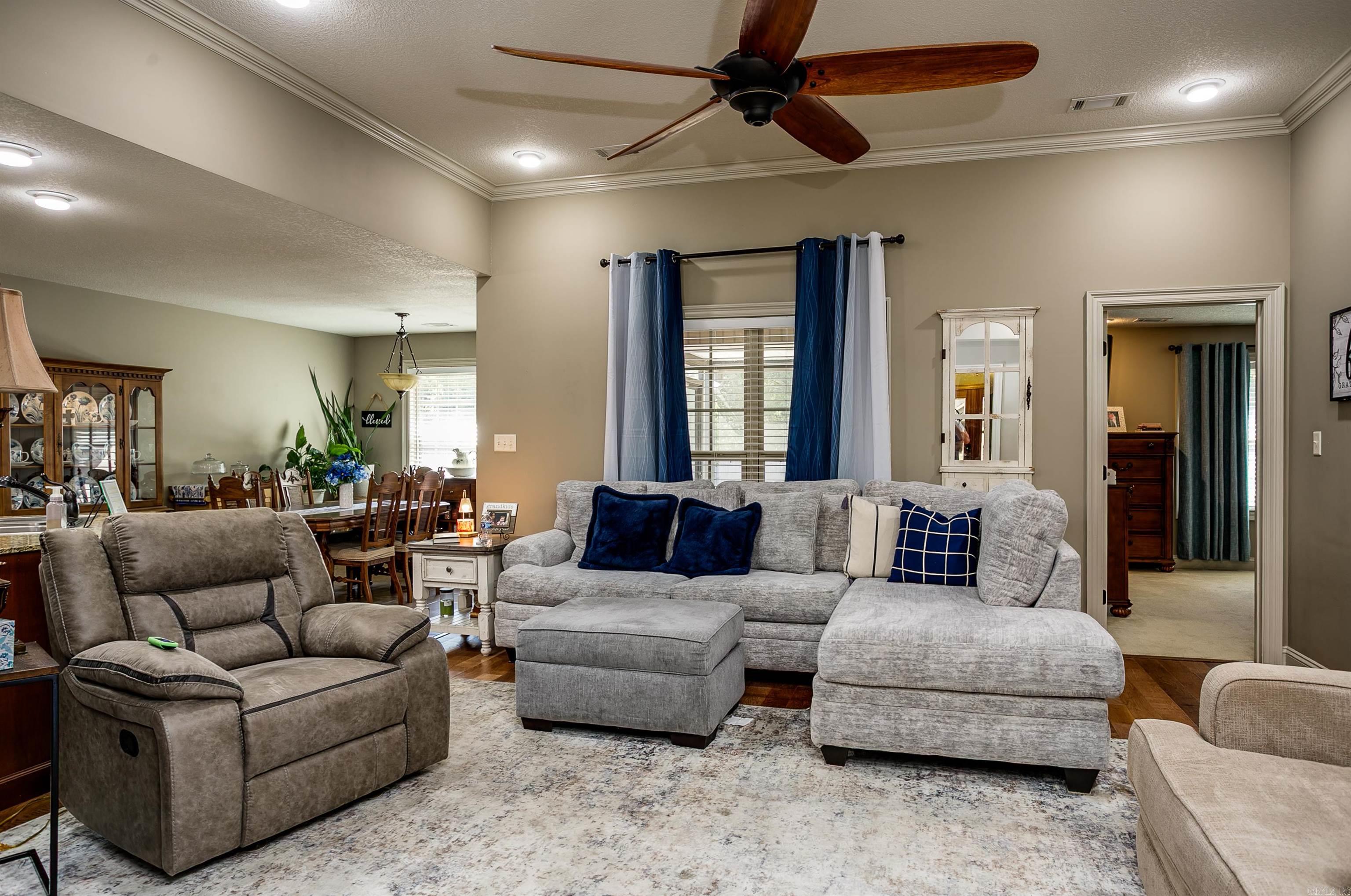 6037 Prairie Meadow Jonesboro, AR 72404