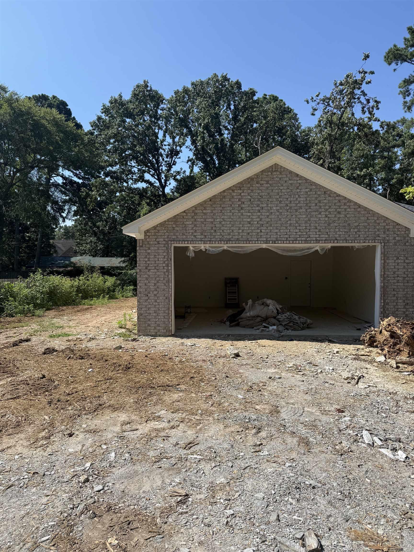 3117 Ward Dr — exterior