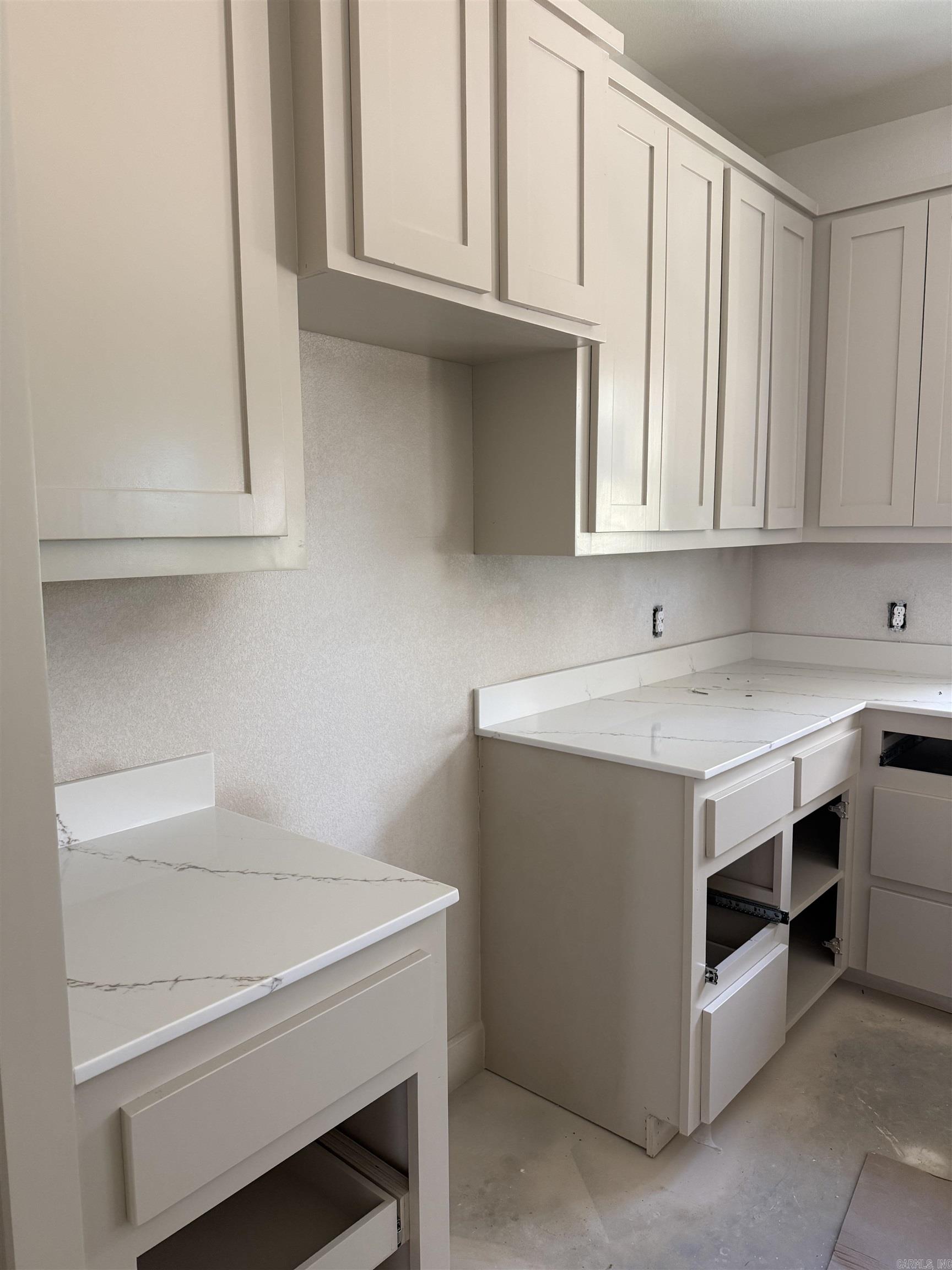 3205 Ward Dr — photo 3