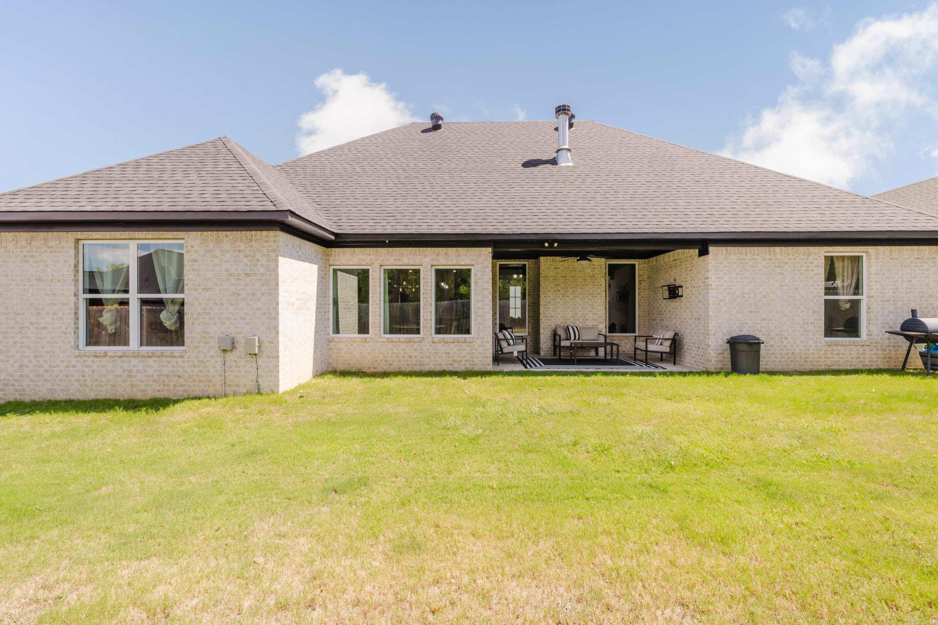 6025 Coral Ridge Drive  Bryant, AR