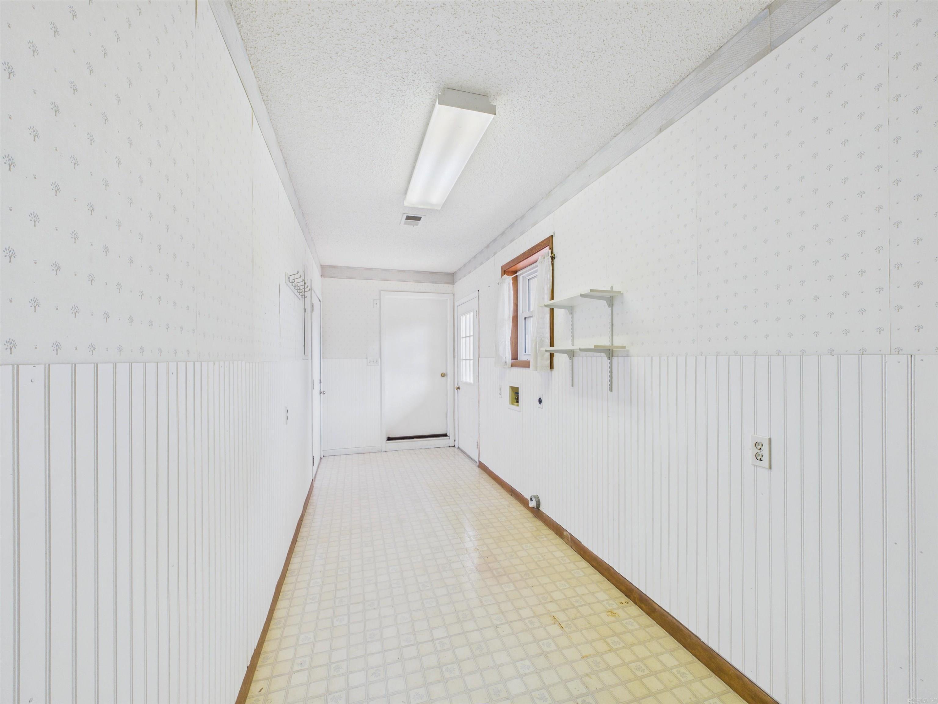 511 AR HWY 115  Cave City, AR