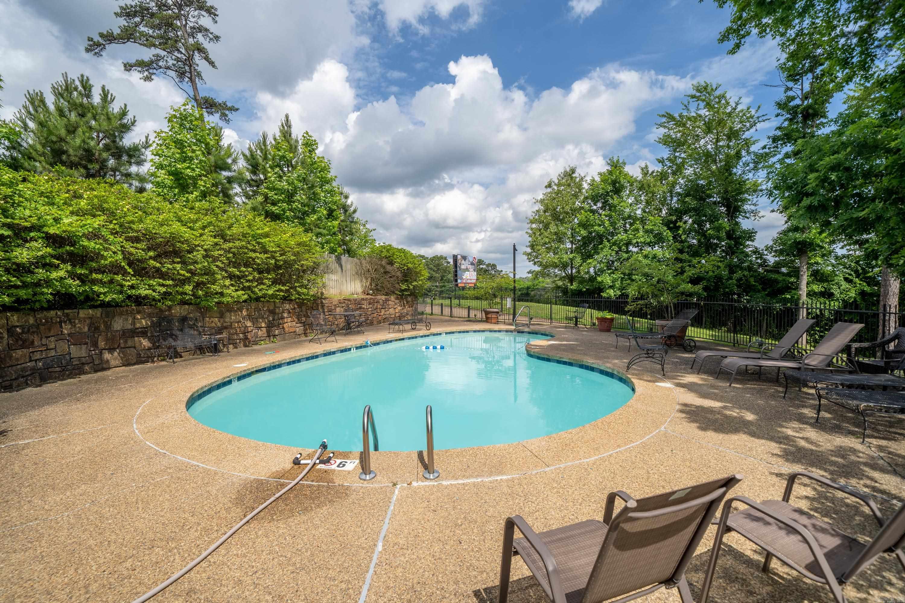 1319 Airport  Hot Springs, AR