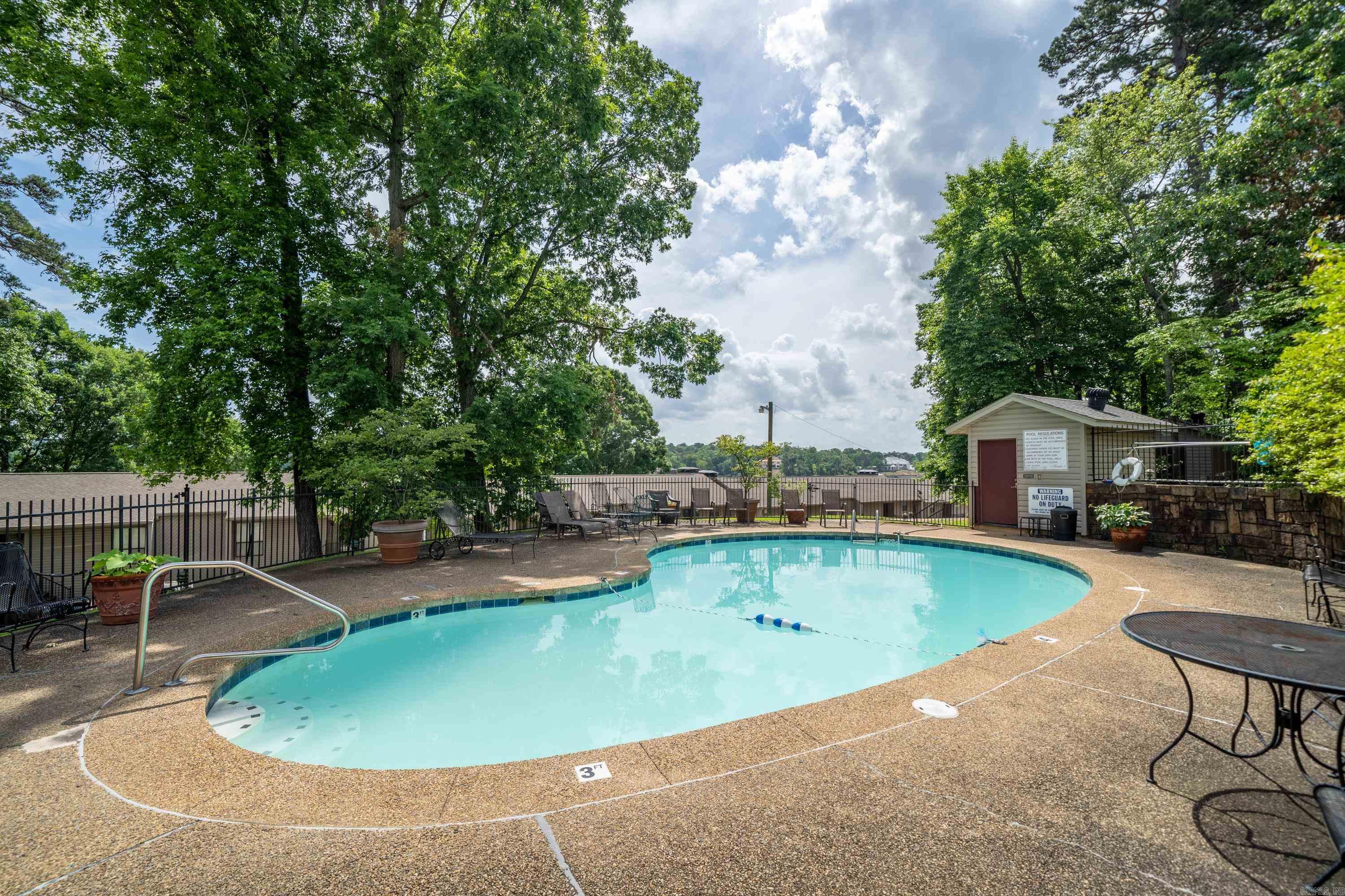 1319 Airport  Hot Springs, AR