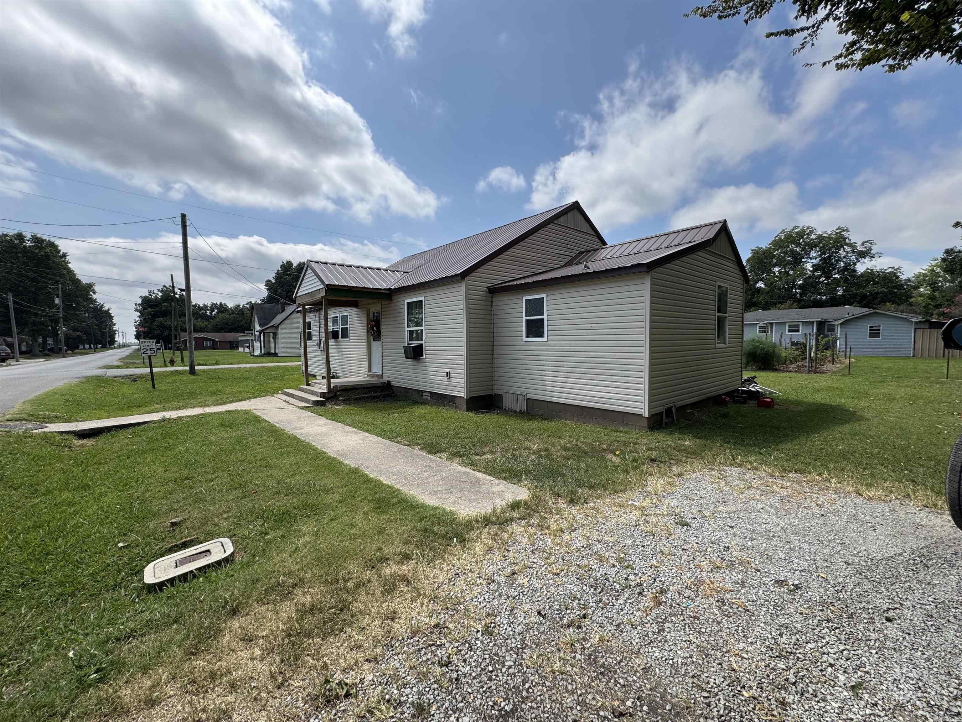 487 S Garfield  Piggott, AR