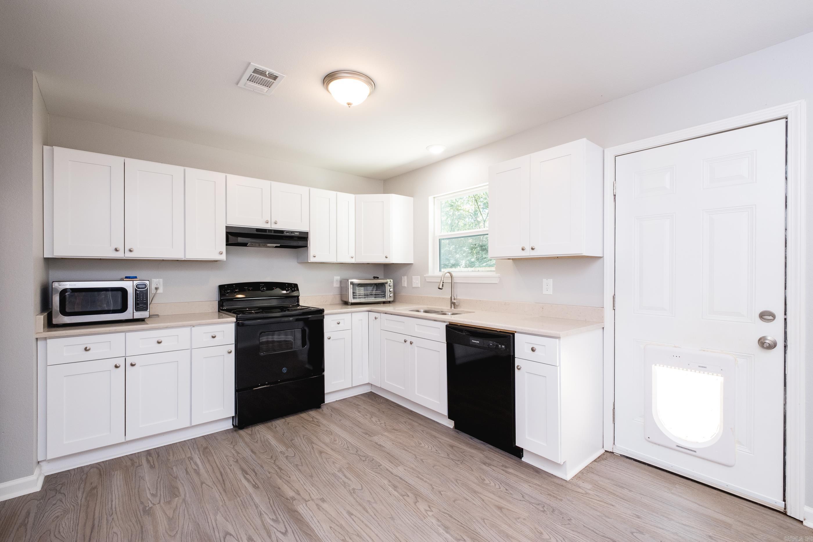 5 Smoking Oaks  Maumelle, AR