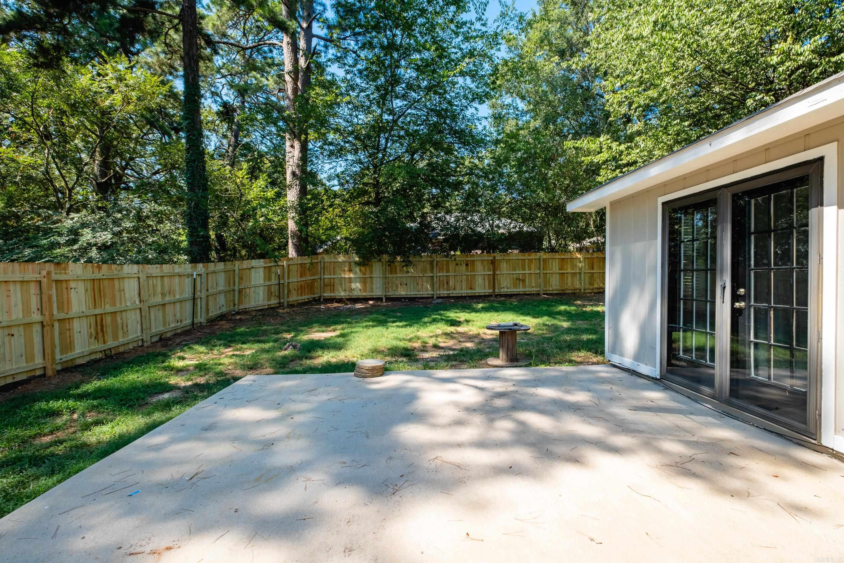 5 Smoking Oaks  Maumelle, AR