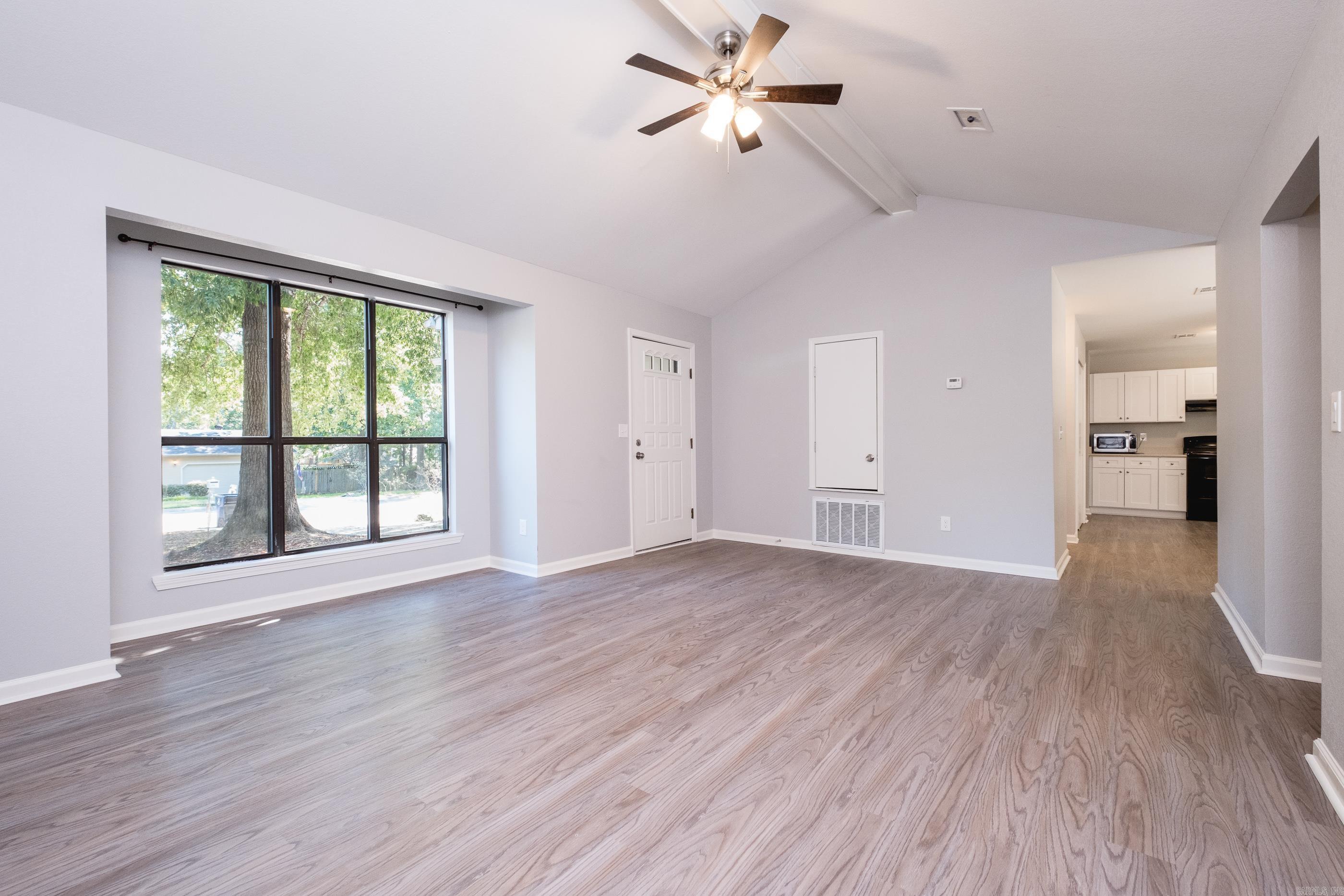 5 Smoking Oaks  Maumelle, AR