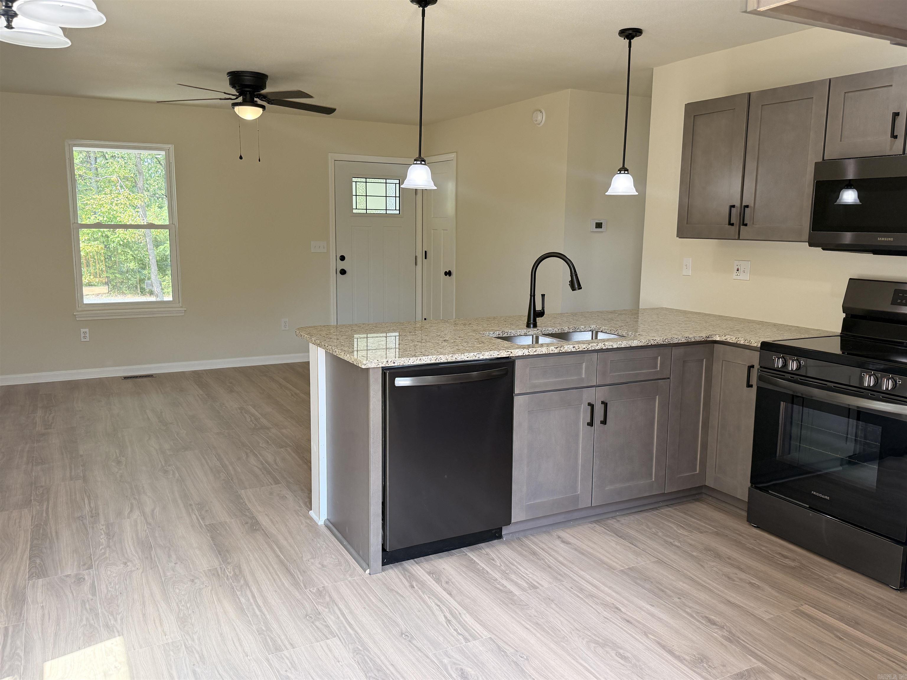 198 Batesville Mountain Rd. Damascus, AR 72039