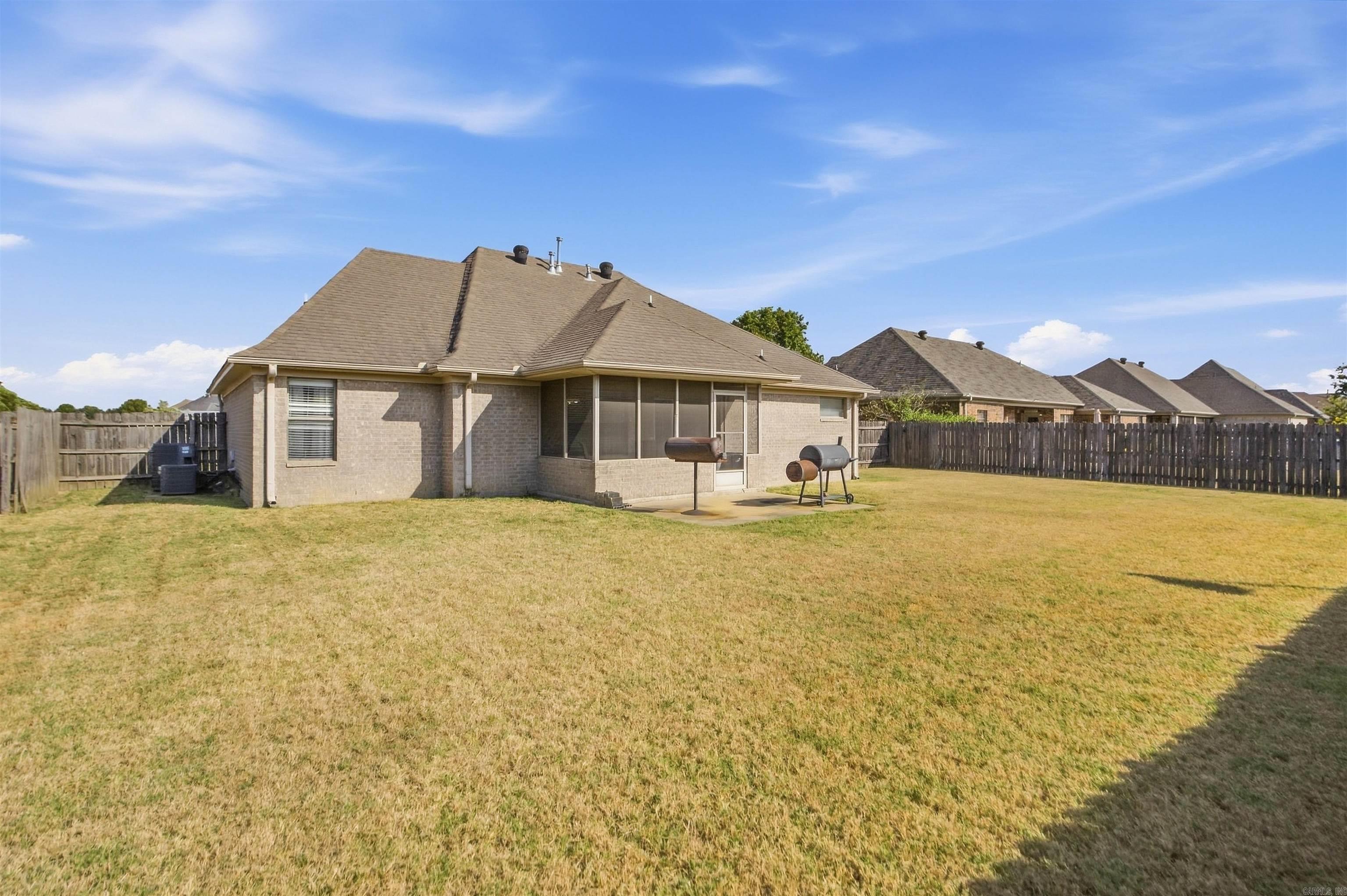 902 Rue Le Maison  Marion, AR
