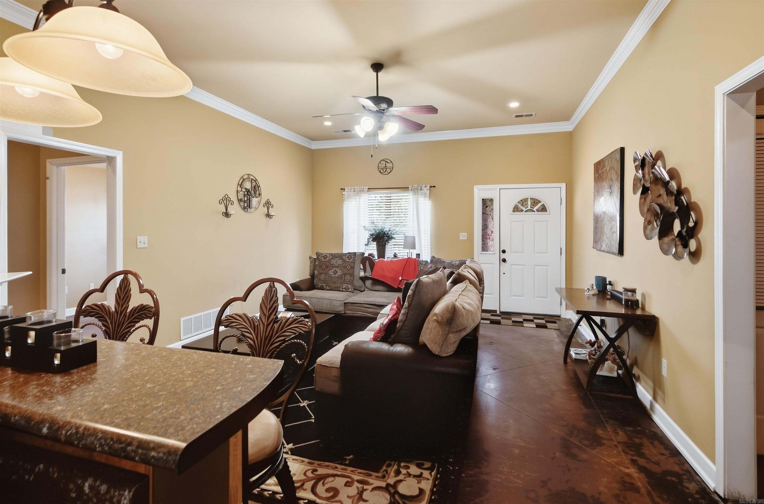 902 Rue Le Maison  Marion, AR