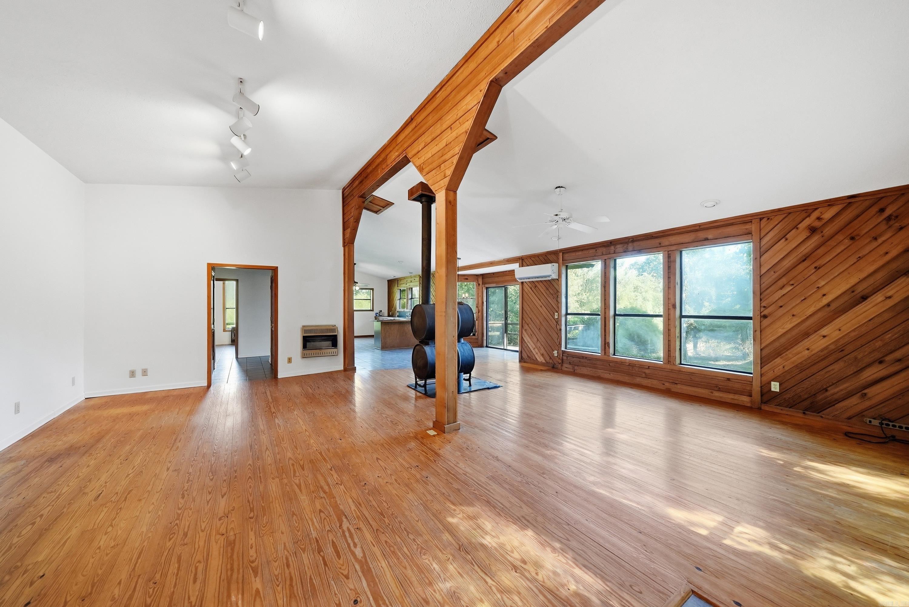 7403 Hwy 110  Clinton, AR