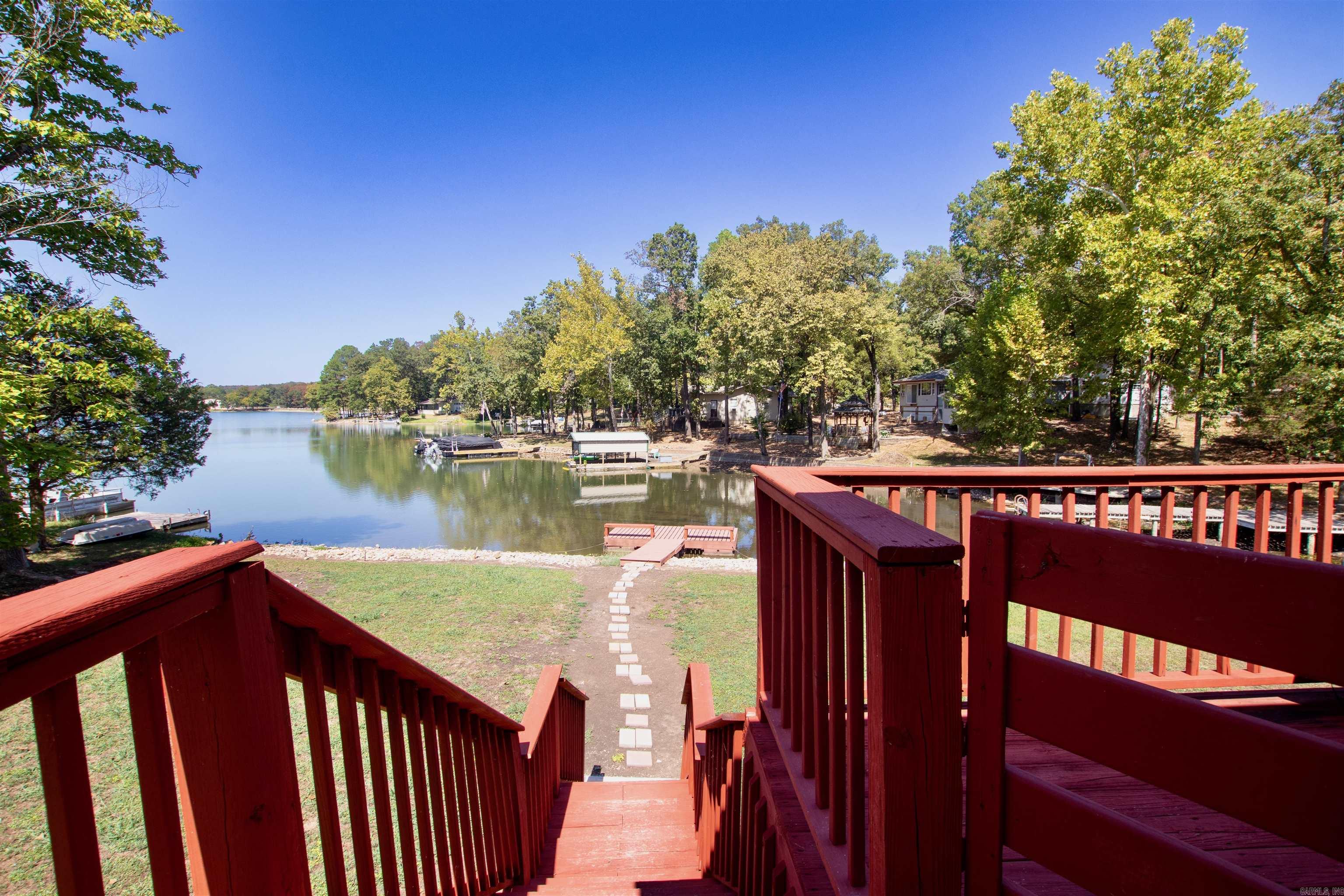 152 E Lakeshore Dr  Cherokee Village, AR