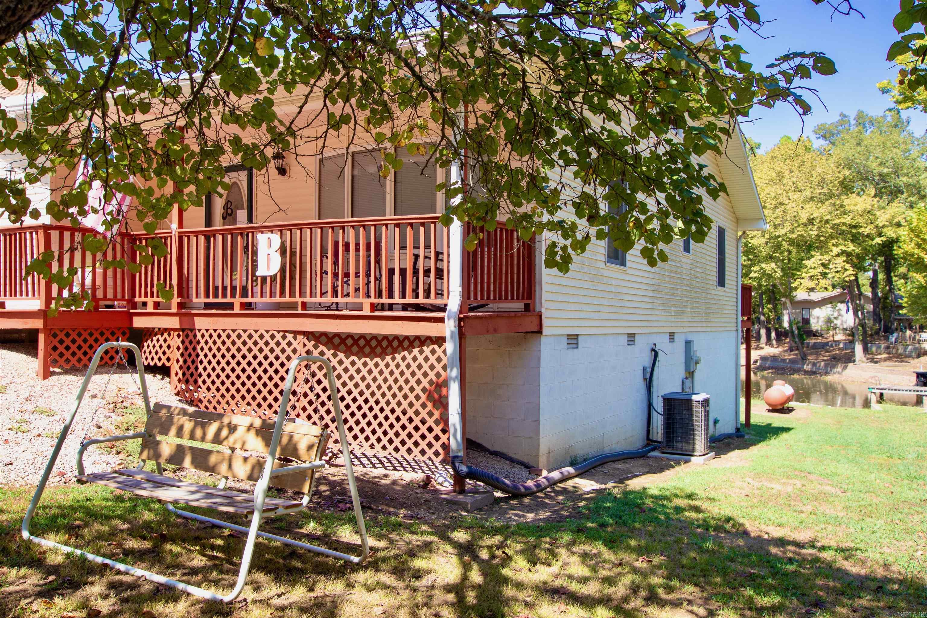 152 E Lakeshore Dr  Cherokee Village, AR