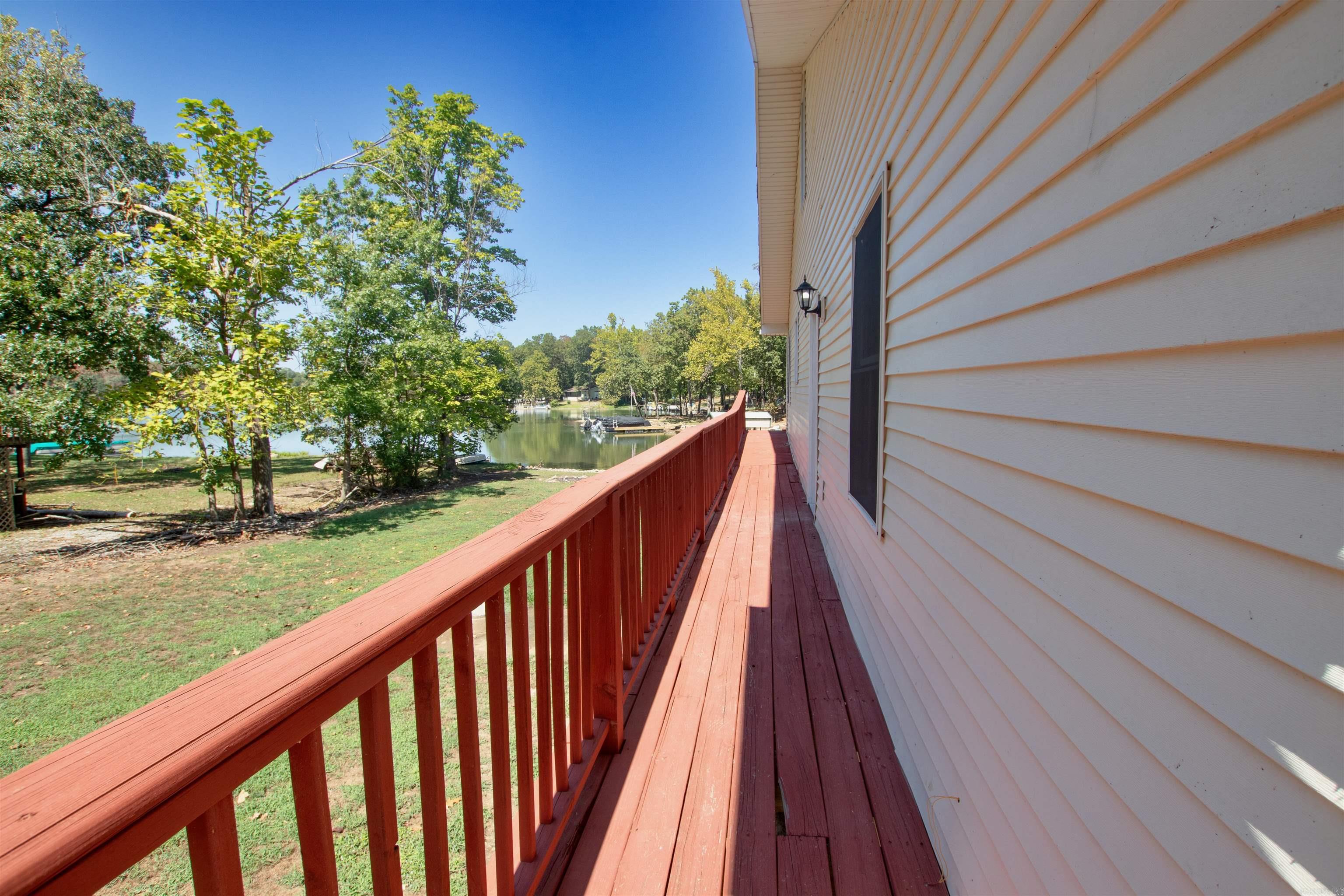 152 E Lakeshore Dr  Cherokee Village, AR