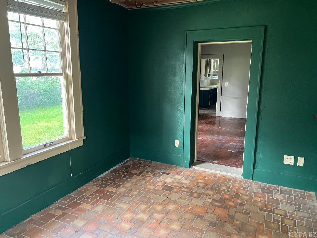1411 N Jefferson  El Dorado Springs, AR
