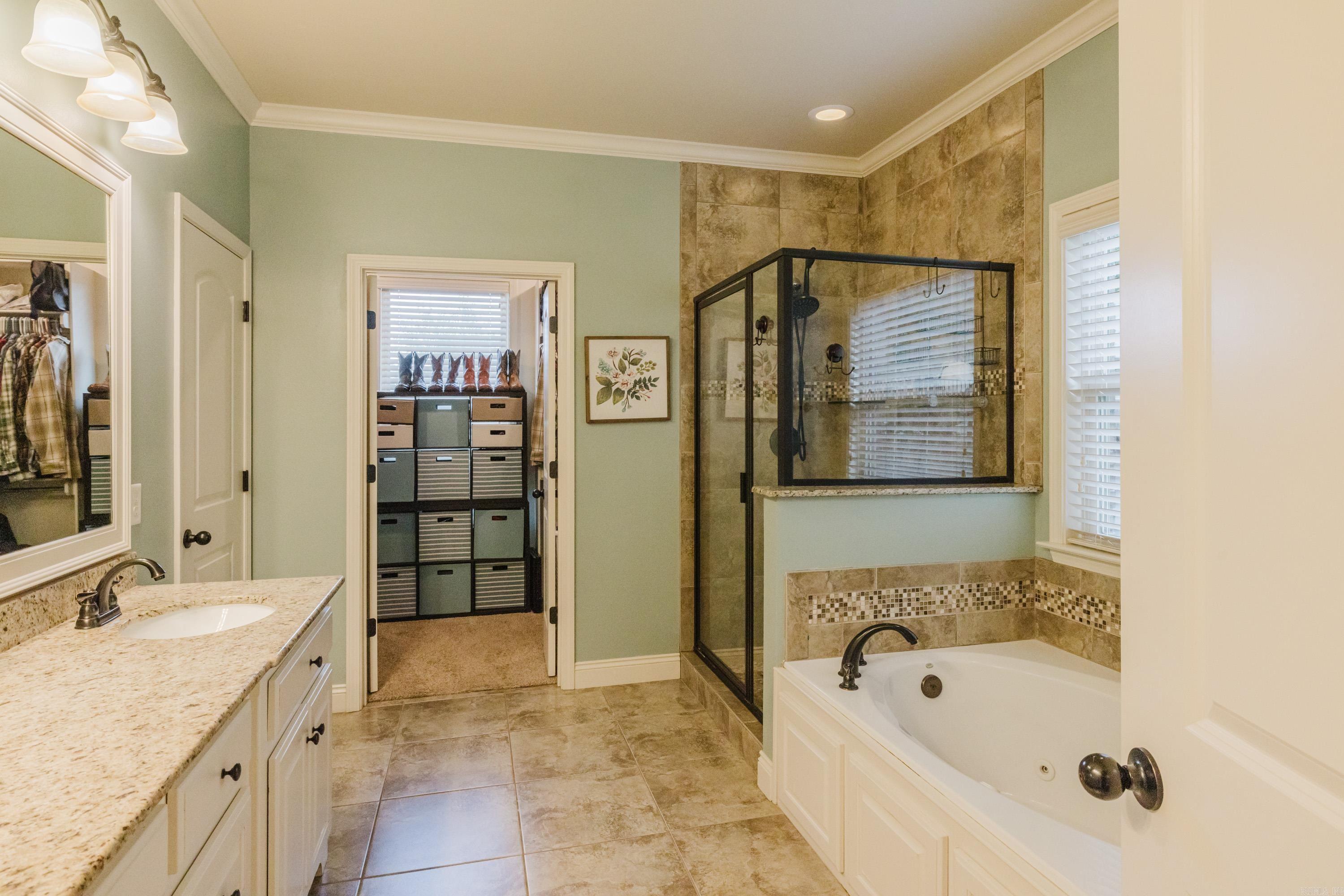 3600 Buckskin Road Benton, AR 72015