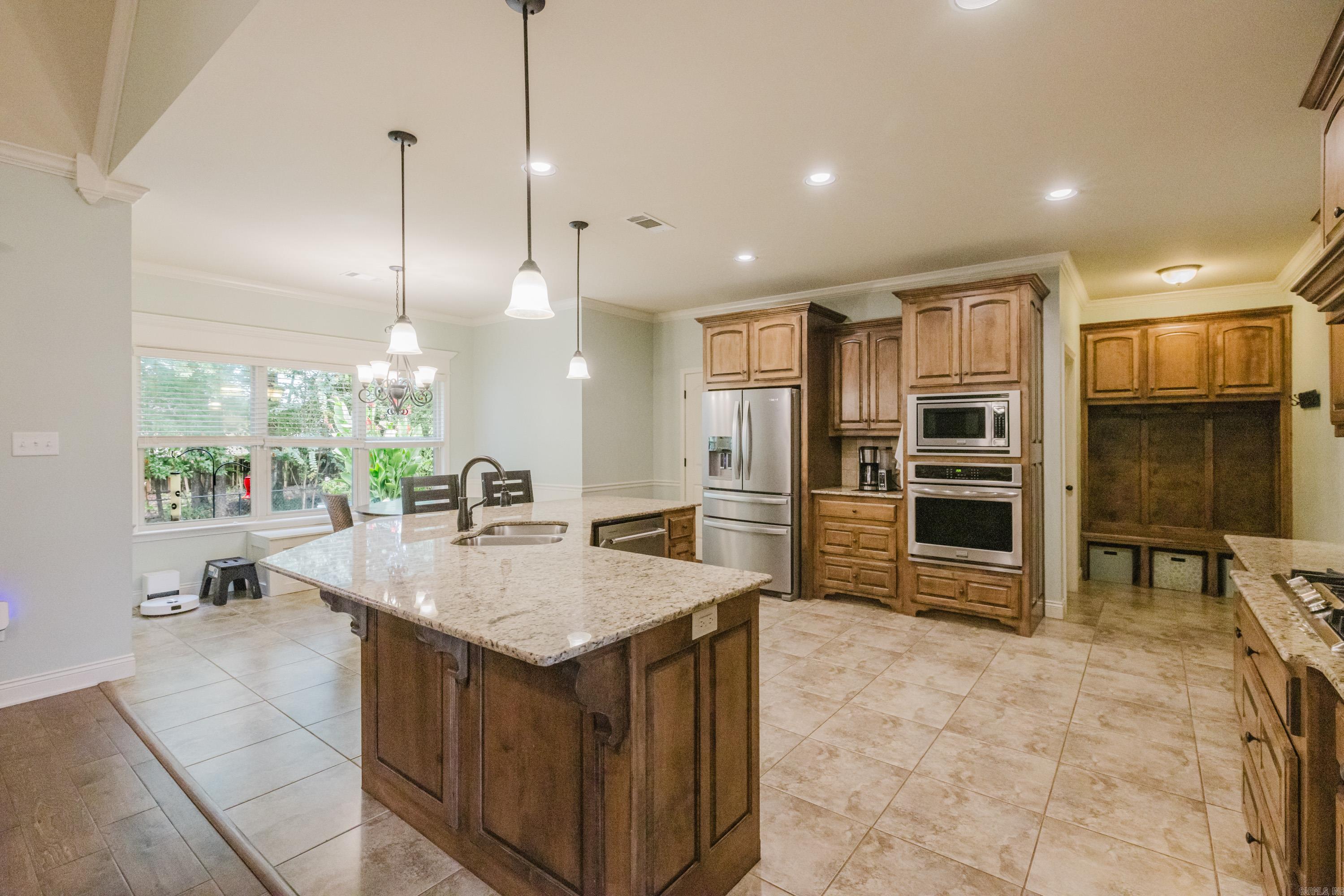3600 Buckskin Road Benton, AR 72015