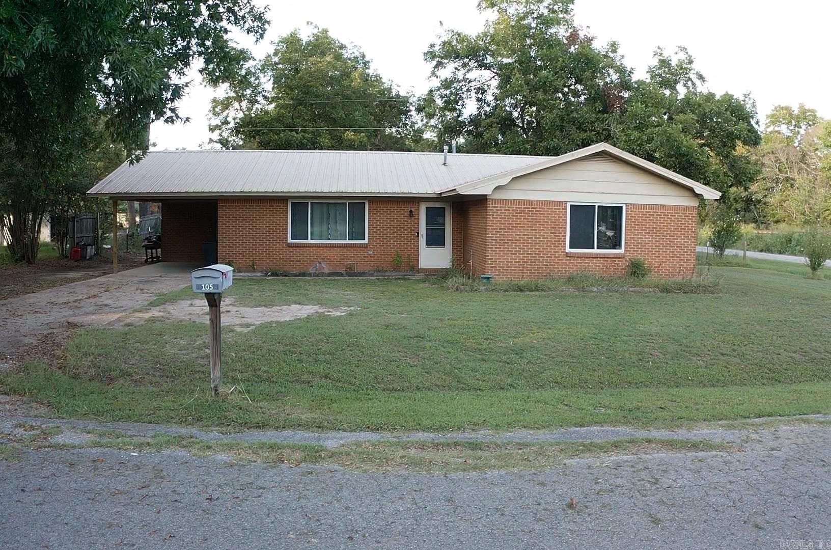 105  E Moore St  Tuckerman, AR