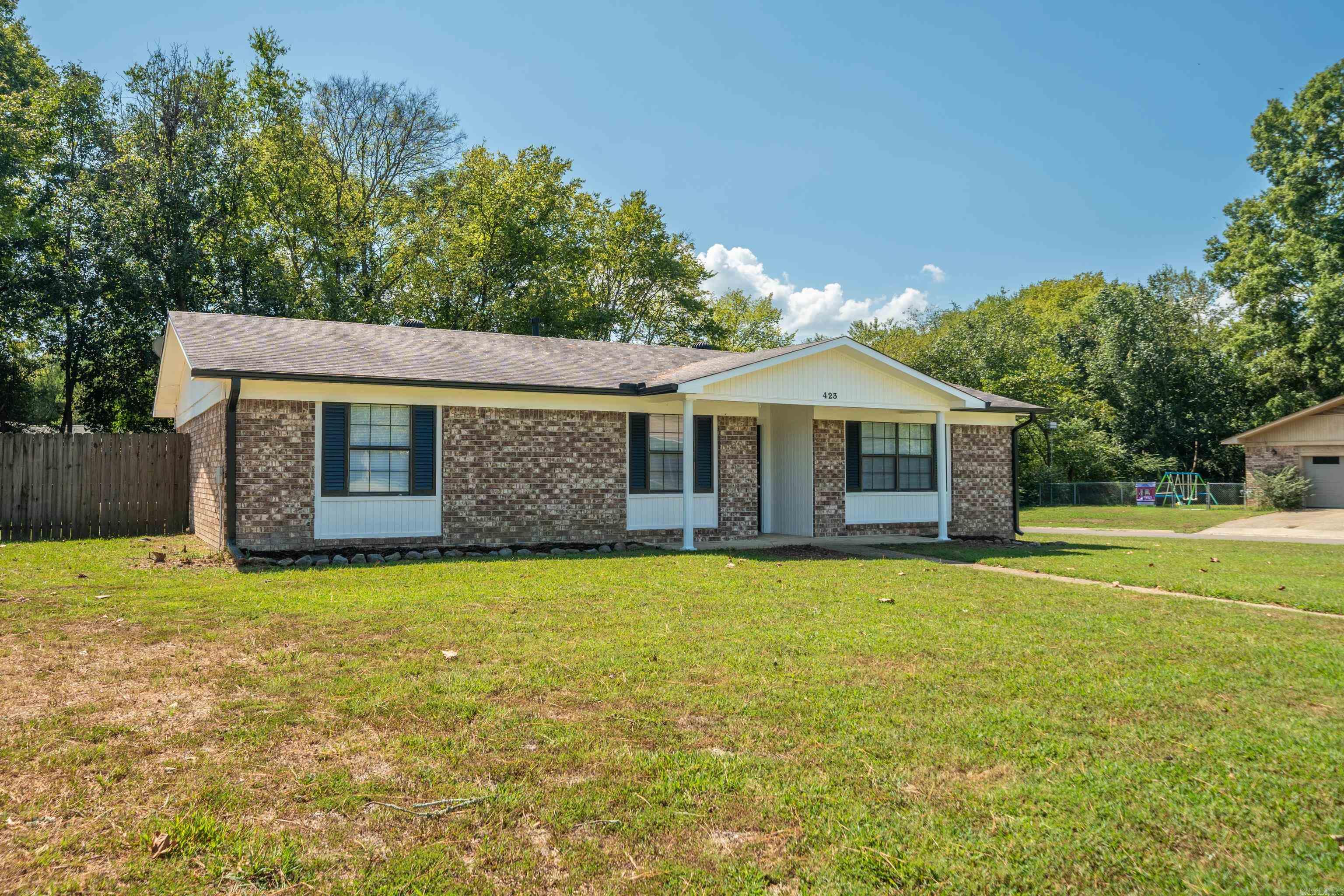 423 Pine Meadows  Hot Springs, AR