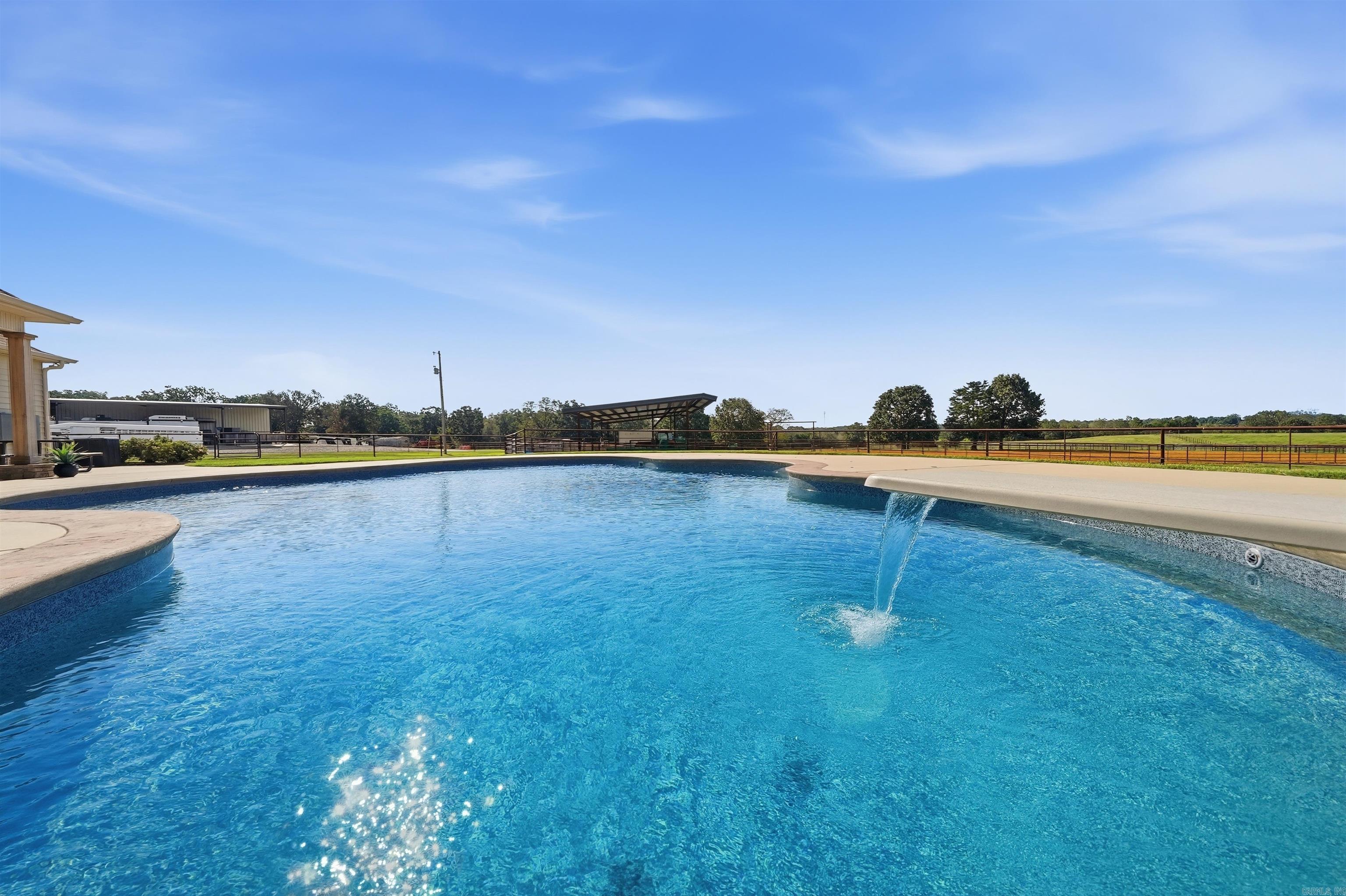 340 Harvey Jobe Romance, AR 72136