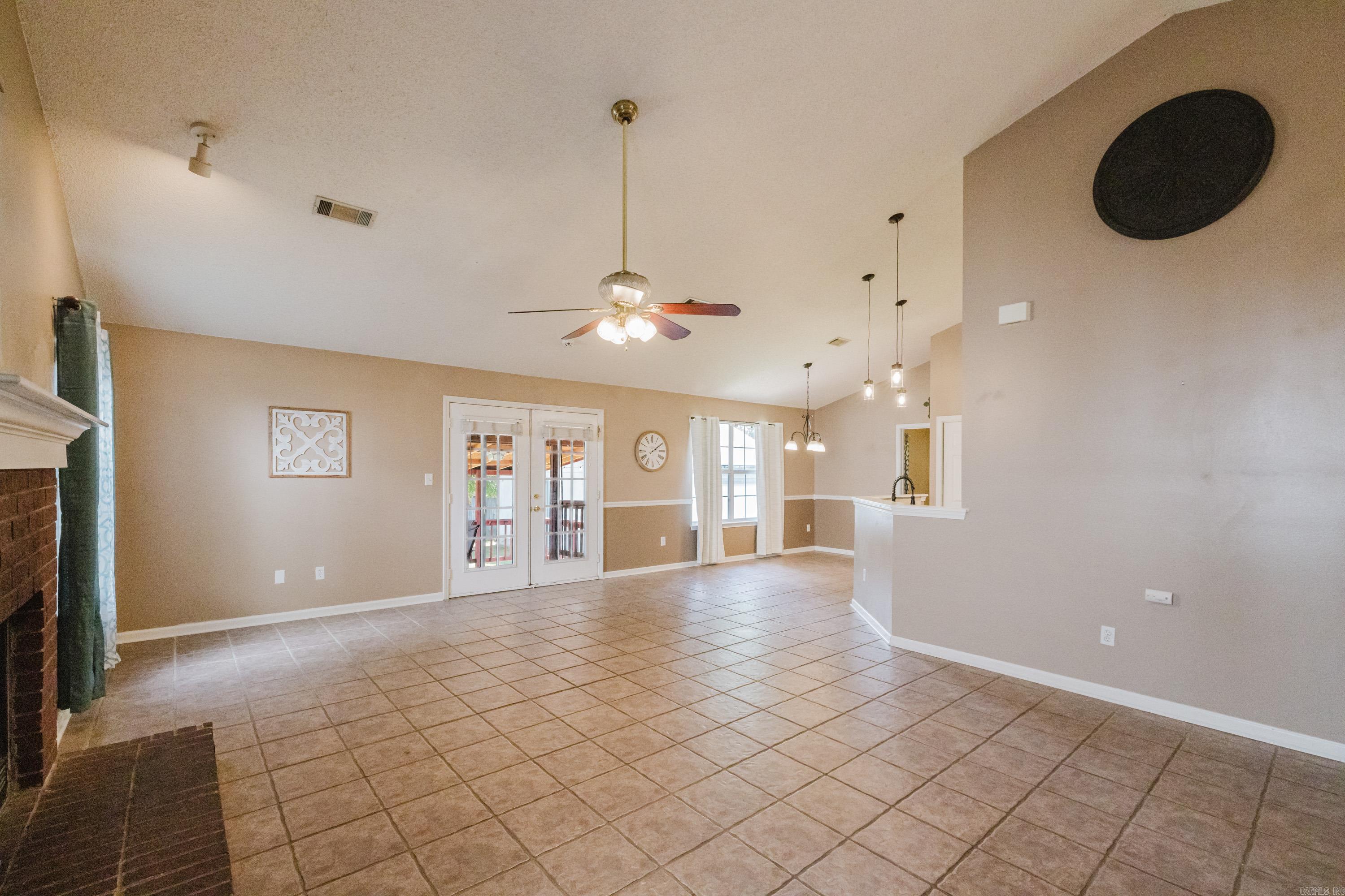 902 Weatherford  Benton, AR