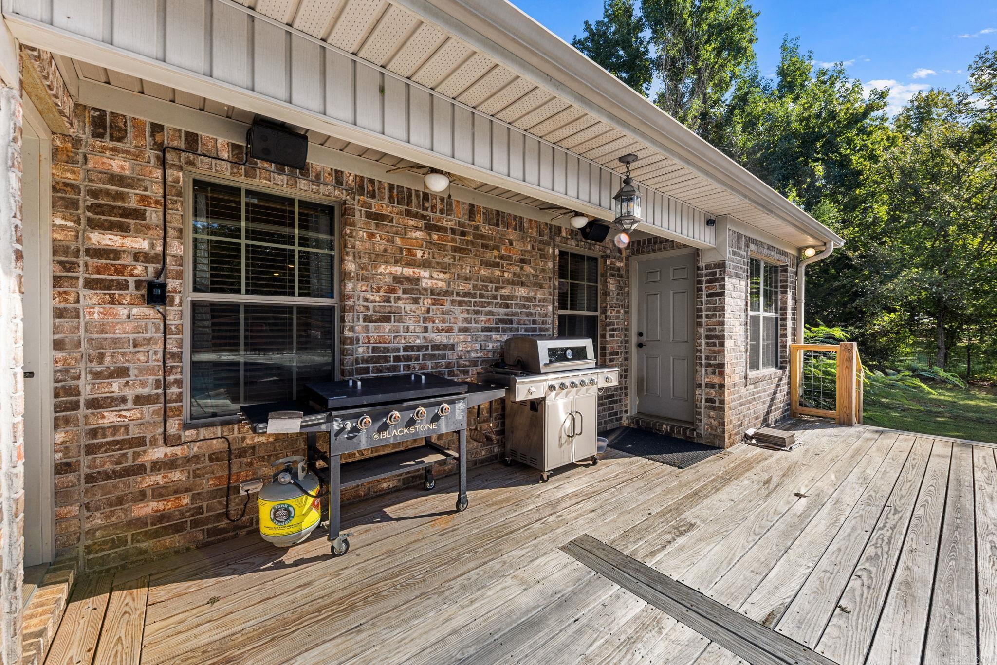 27 N Springhill Ln  Greenbrier, AR