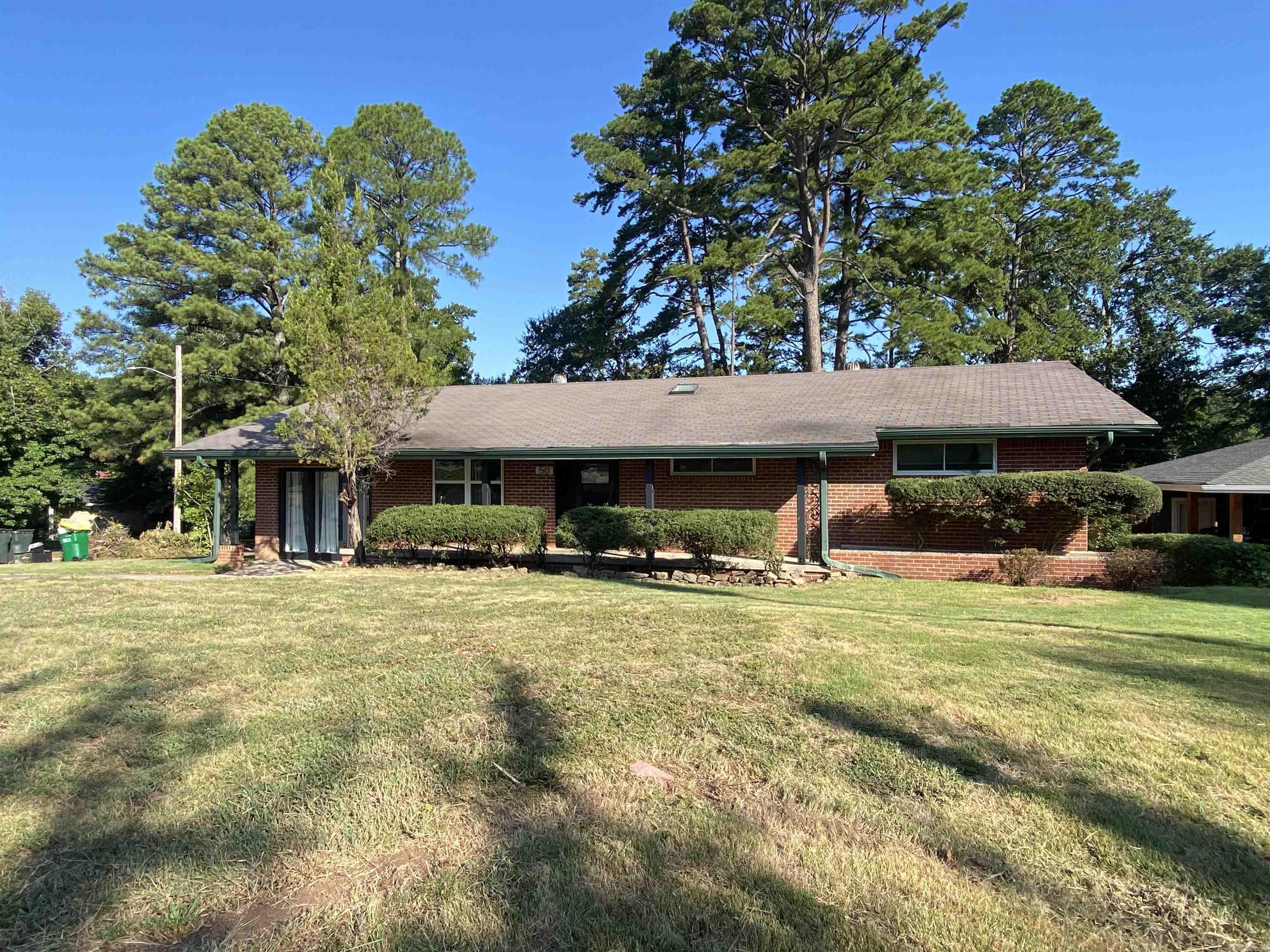 50 Broadmoor Drive — photo 2
