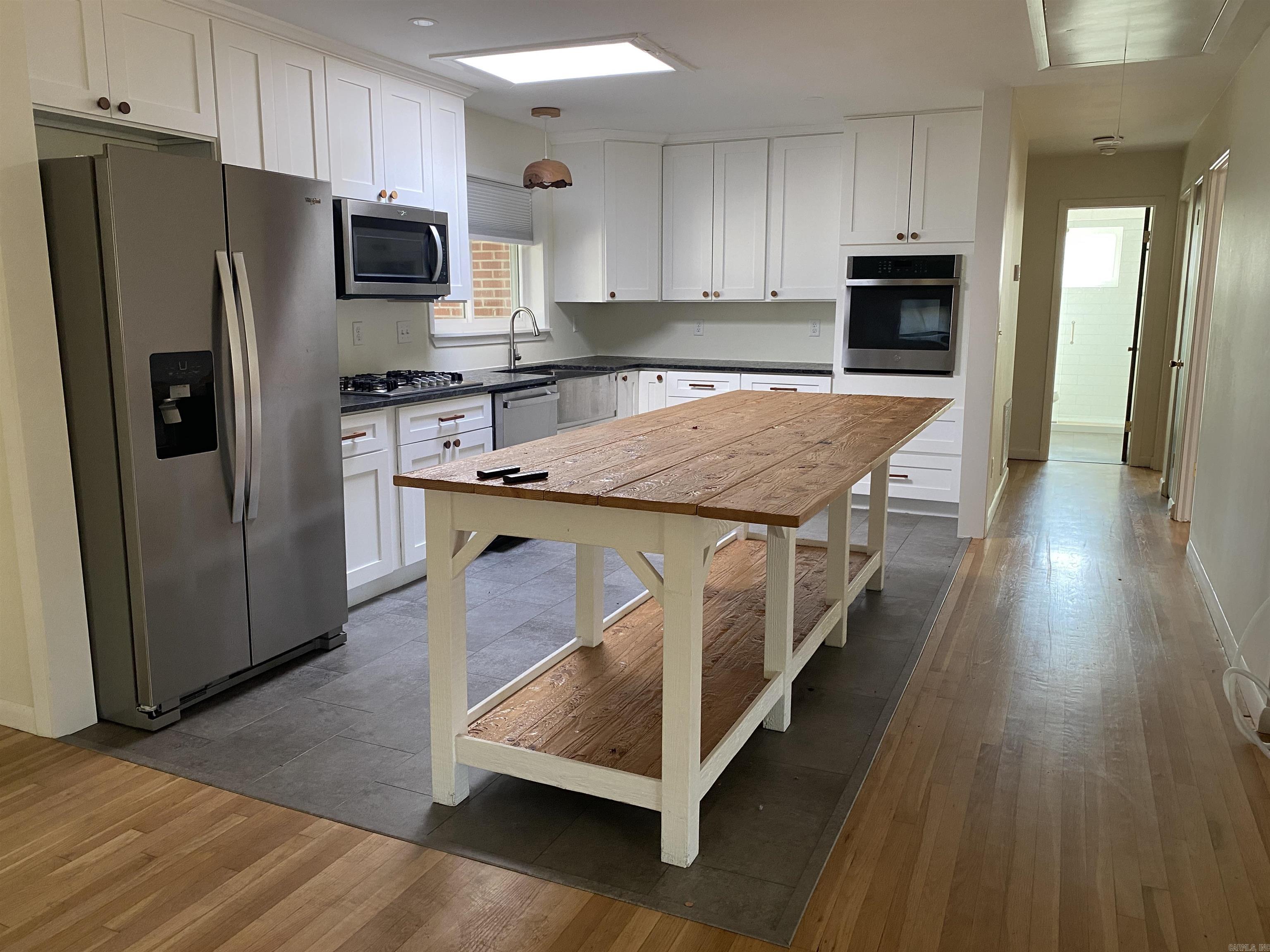 50 Broadmoor  Little Rock, AR