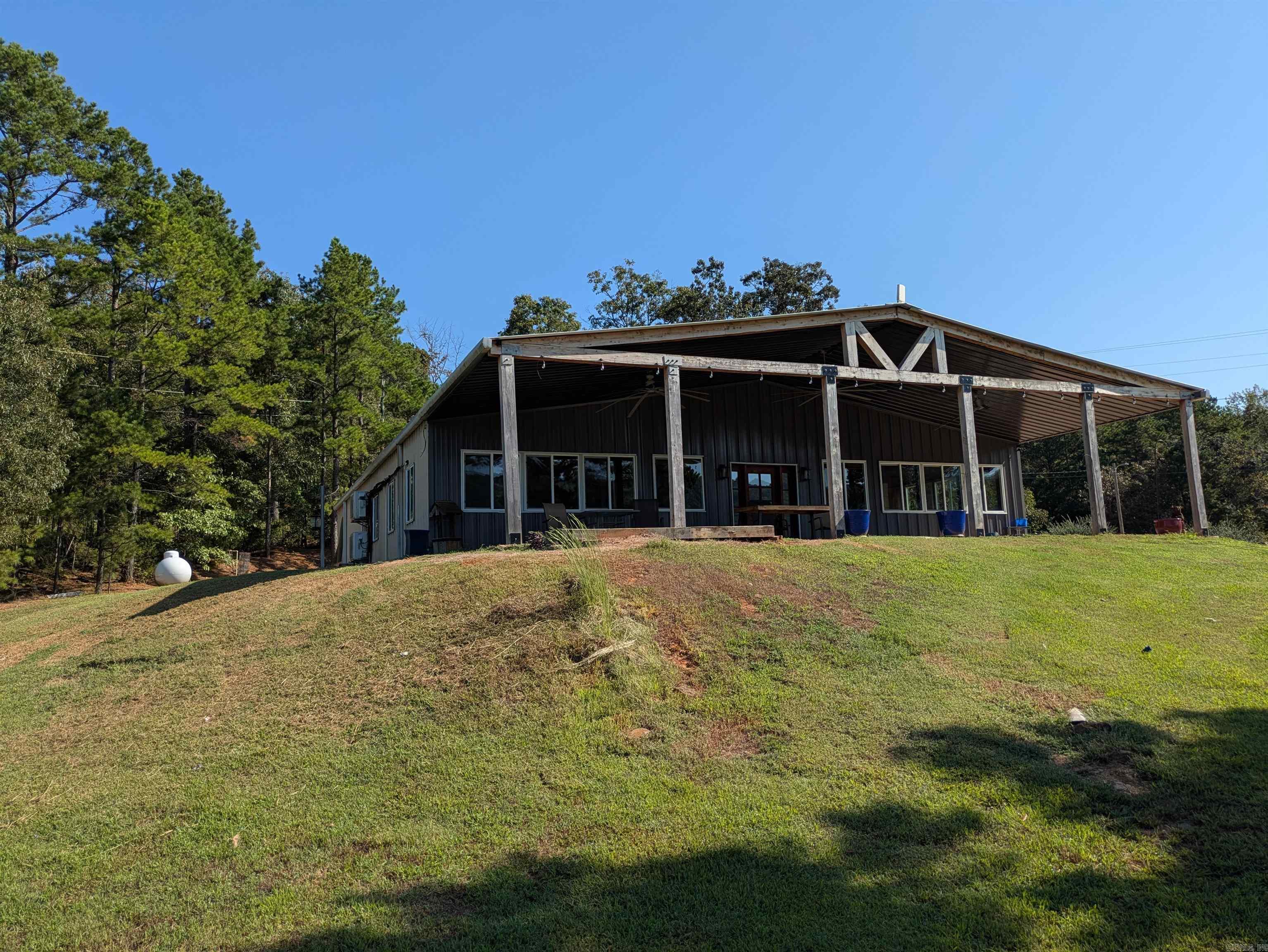 9445 County Road 5440  Ozone, AR