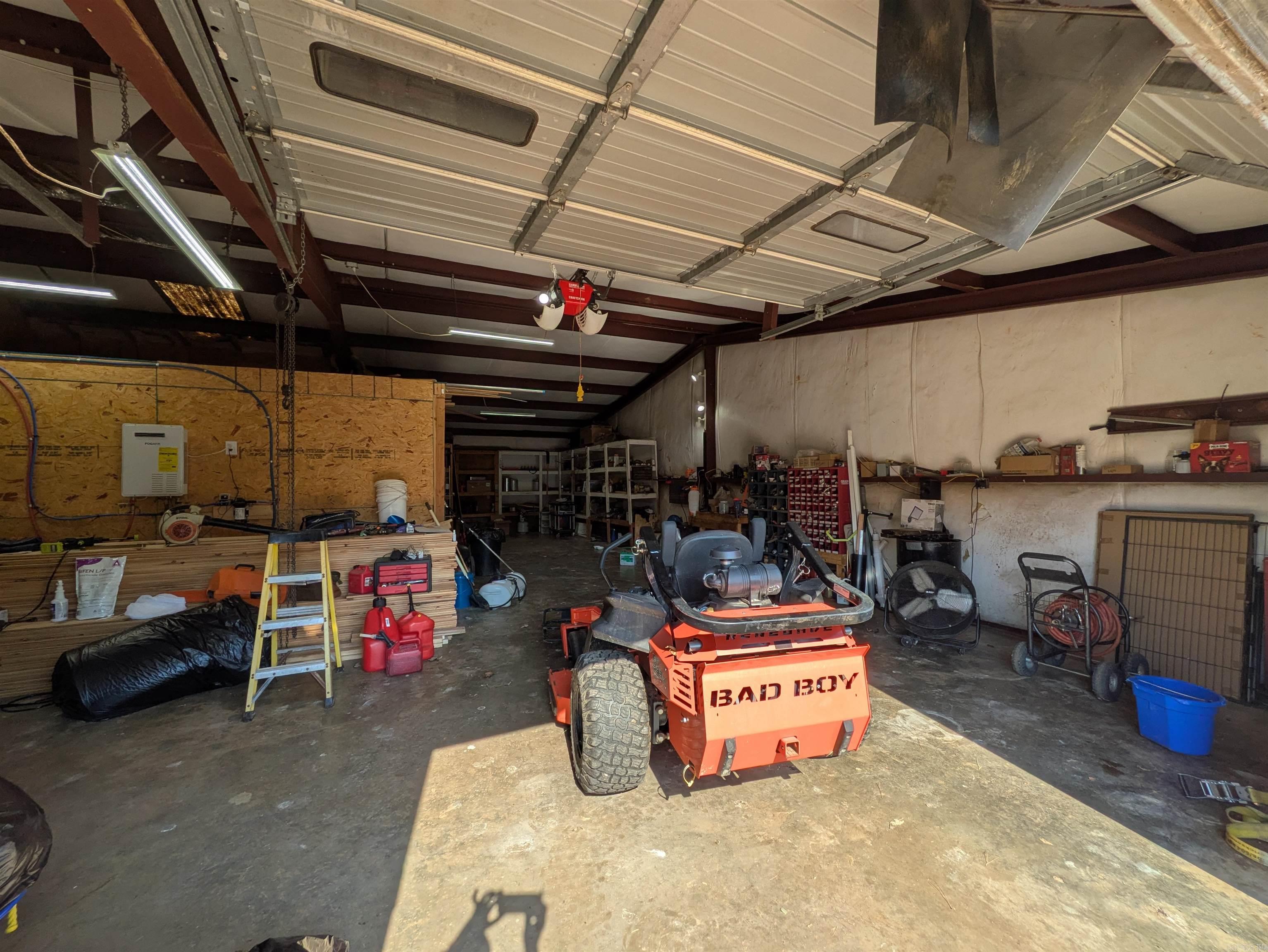 9445 County Road 5440  Ozone, AR