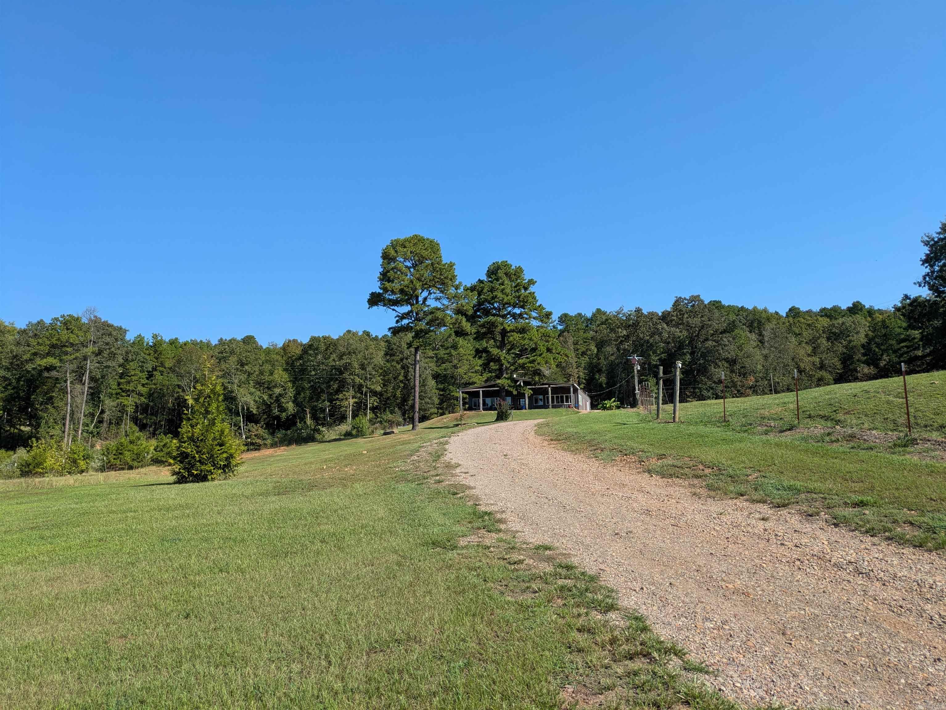 9445 County Road 5440  Ozone, AR