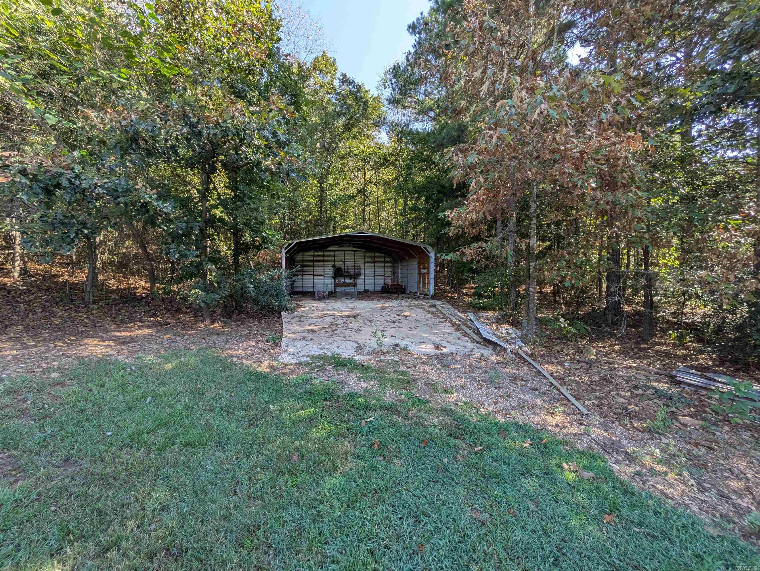 9445 County Road 5440  Ozone, AR