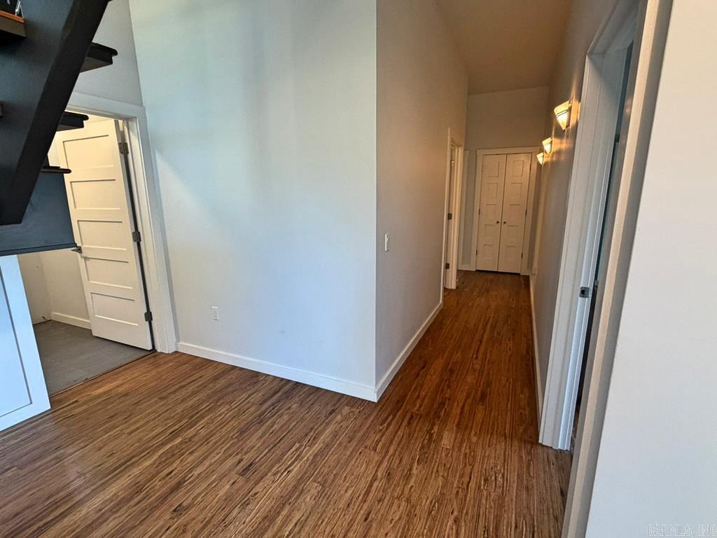 1325 Kahoka Rd