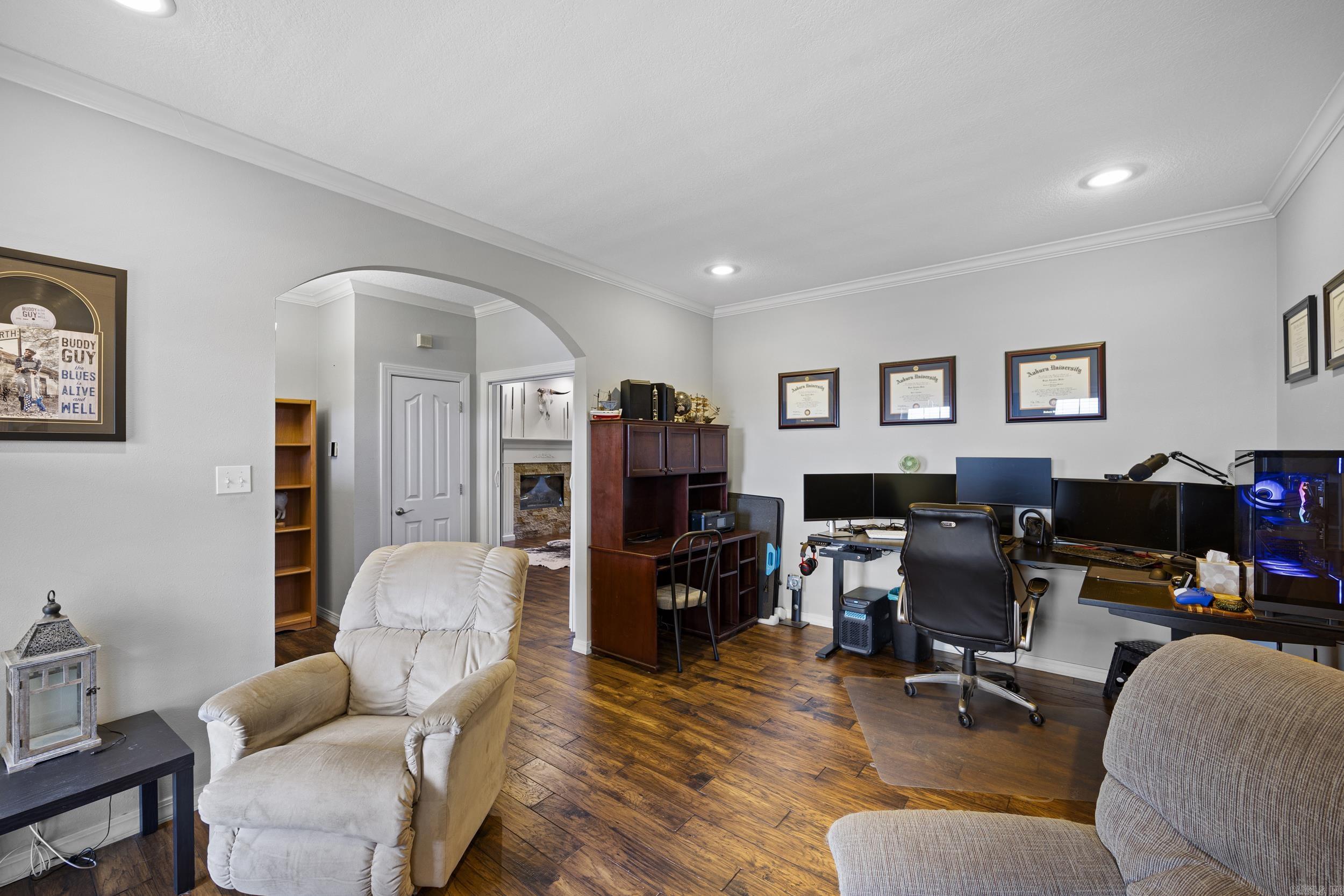 12 W Ridgeline Dr Russellville, AR 72802