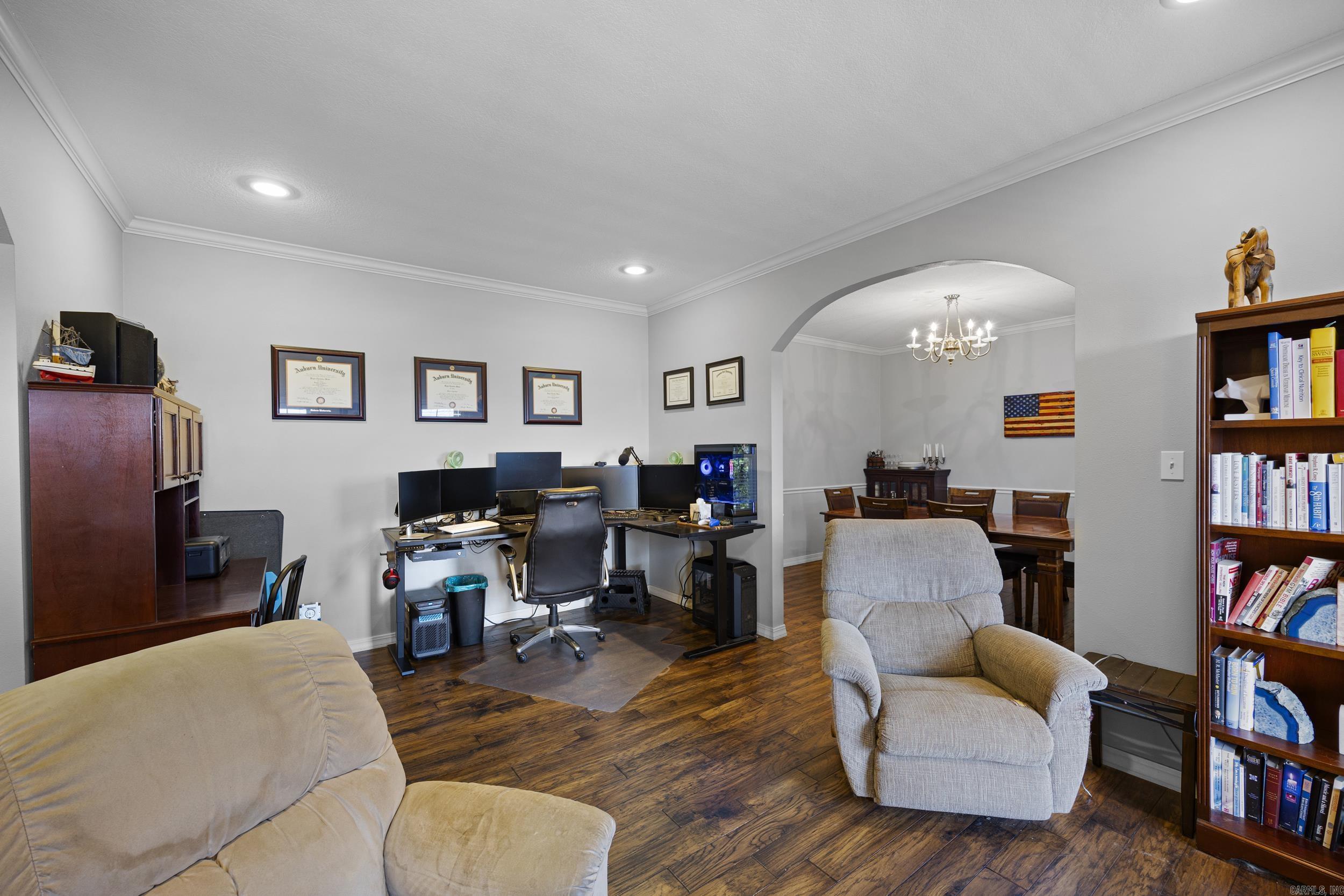 12 W Ridgeline Dr Russellville, AR 72802