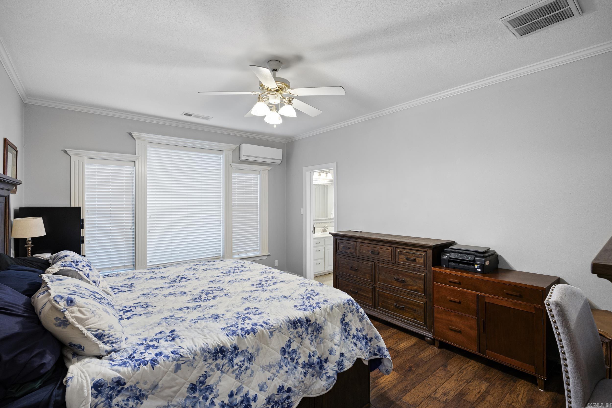 12 W Ridgeline Dr Russellville, AR 72802