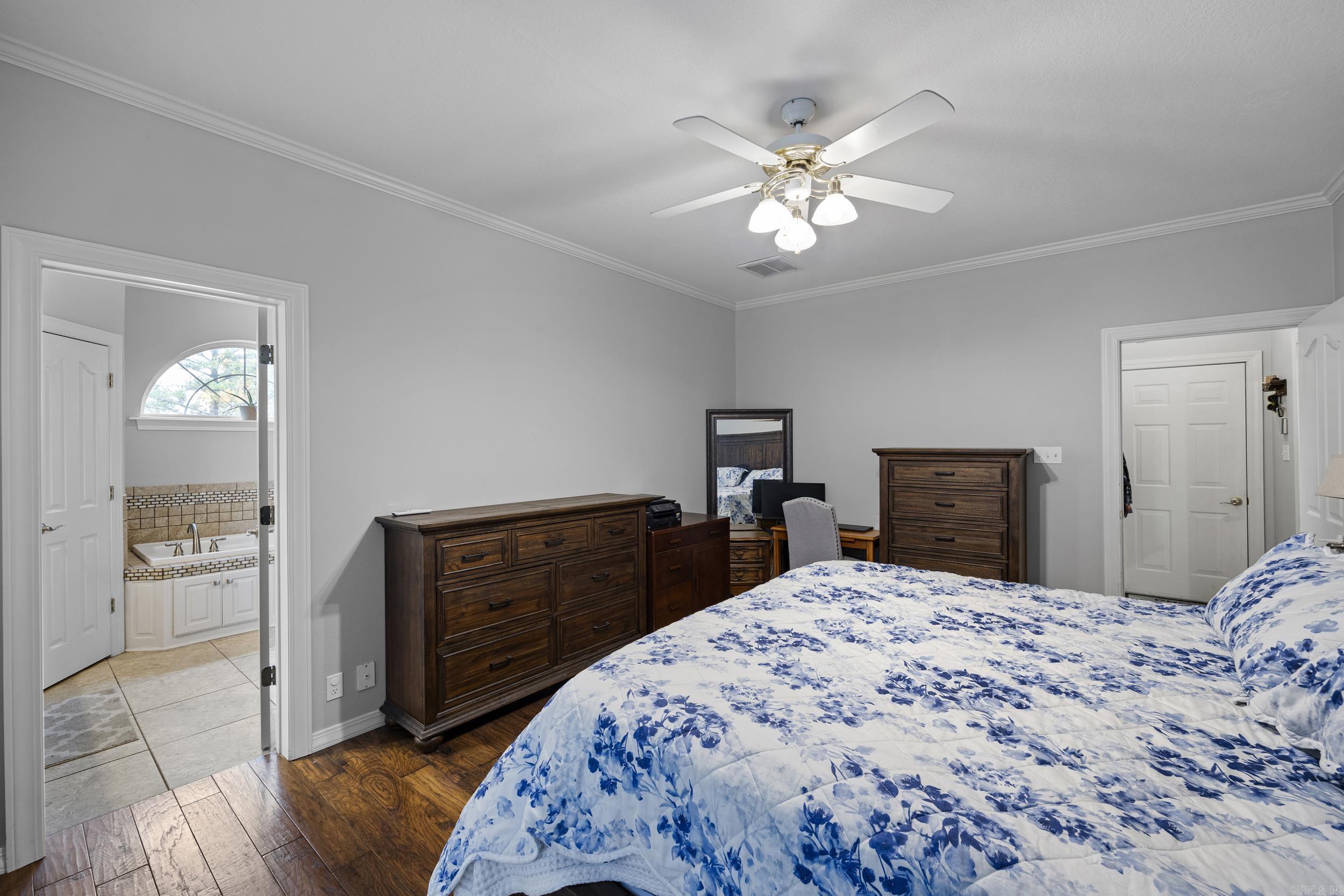 12 W Ridgeline Dr Russellville, AR 72802
