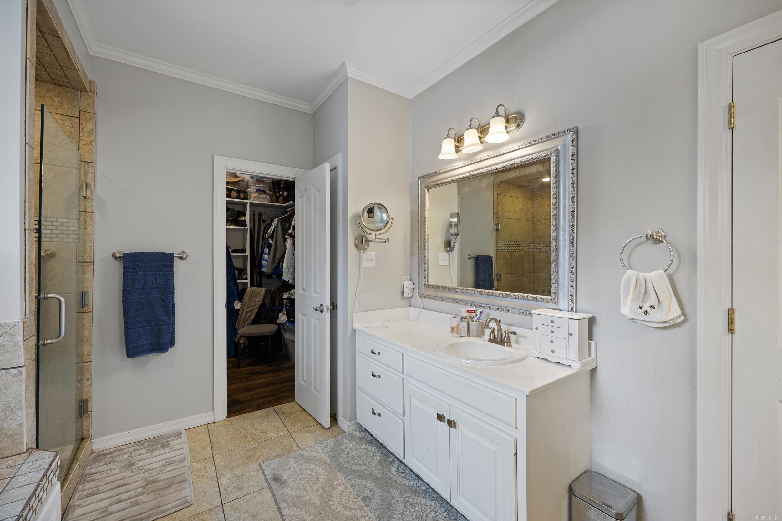 12 W Ridgeline Dr Russellville, AR 72802