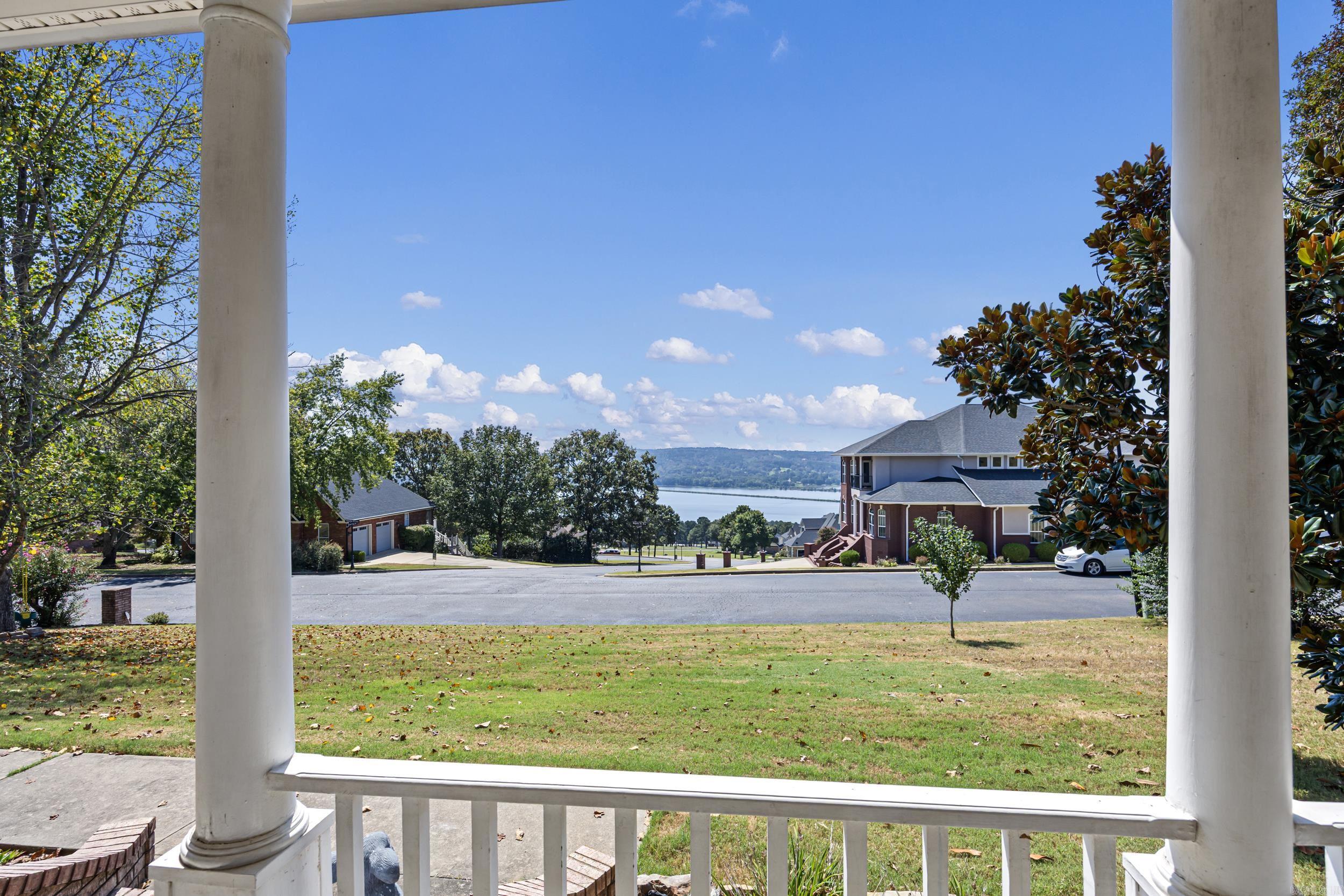 12 W Ridgeline Dr Russellville, AR 72802