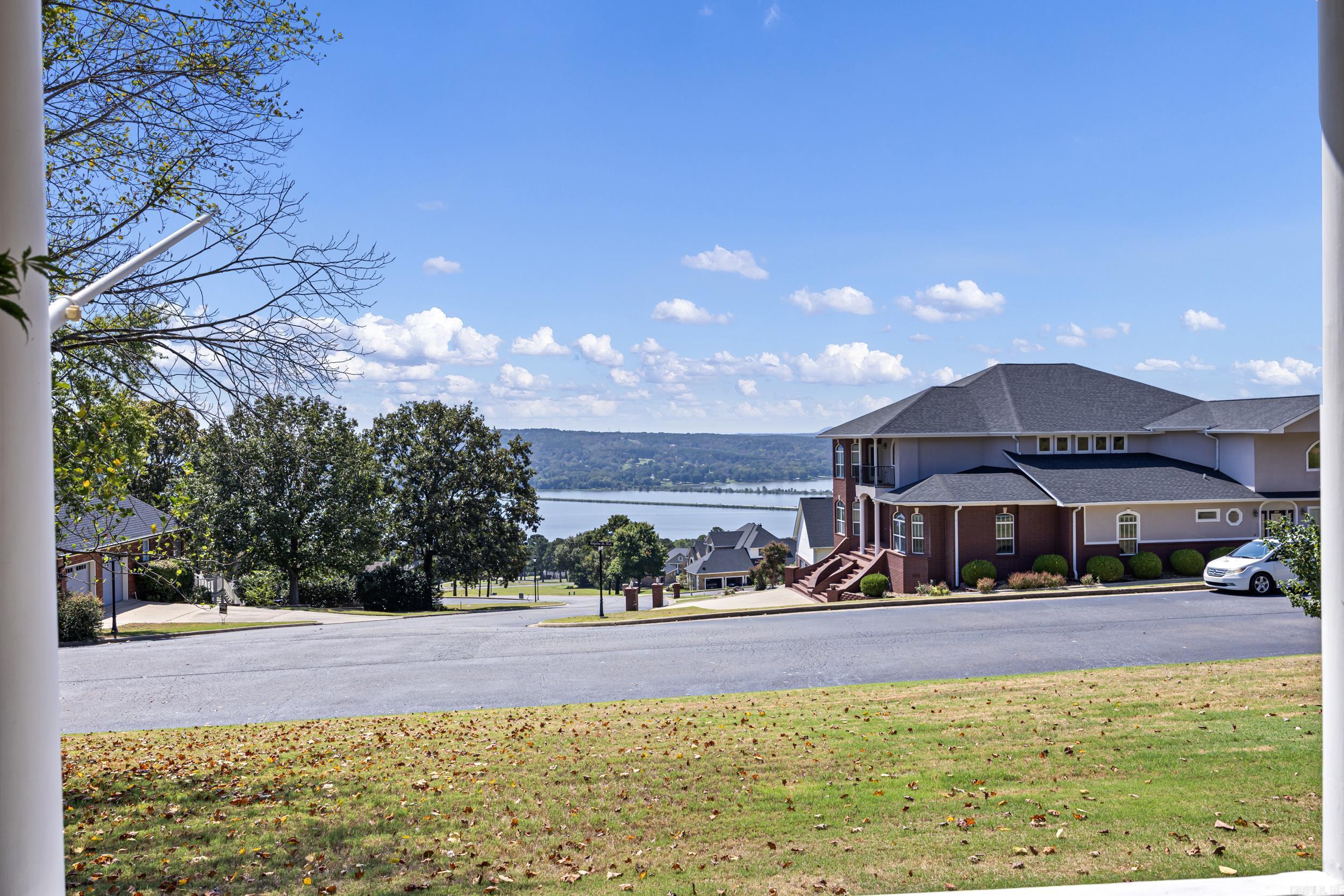 12 W Ridgeline Dr Russellville, AR 72802