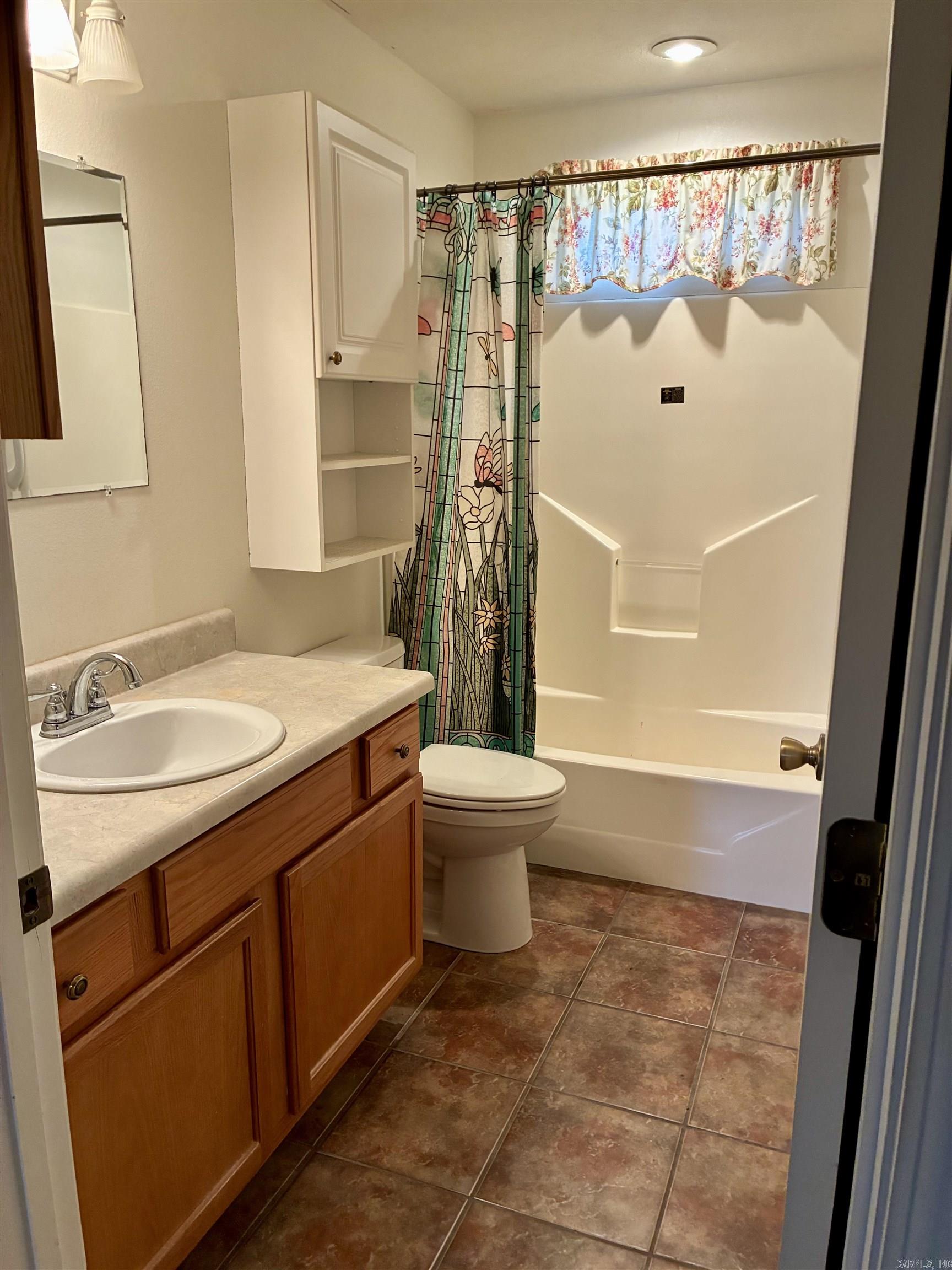 202 E Bennett St.  Letona, AR