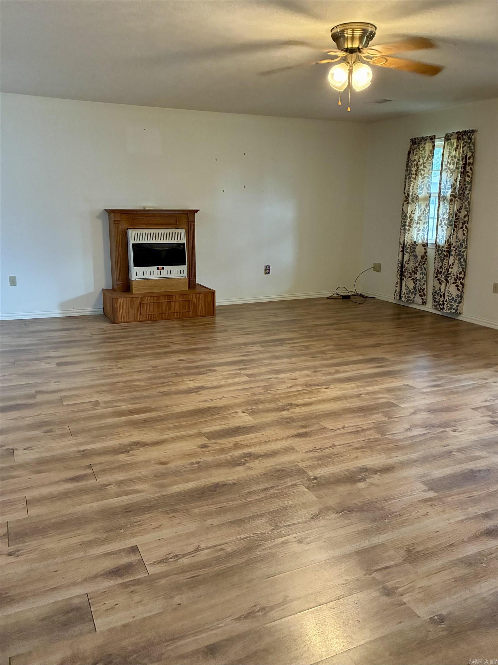 202 E Bennett St.  Letona, AR