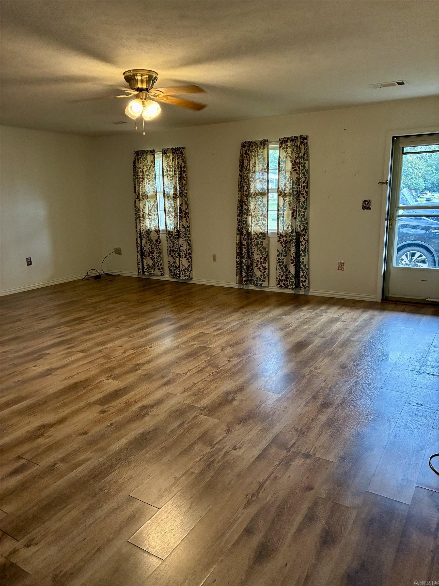 202 E Bennett St.  Letona, AR