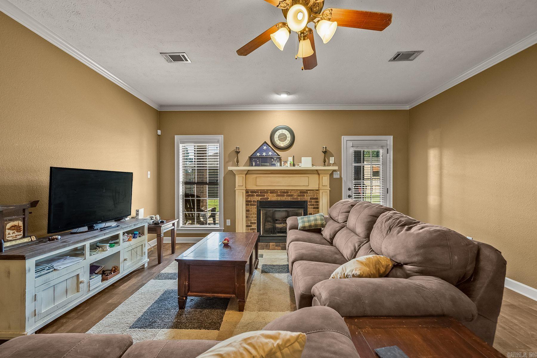 14 Oak Tree Circle — photo 4
