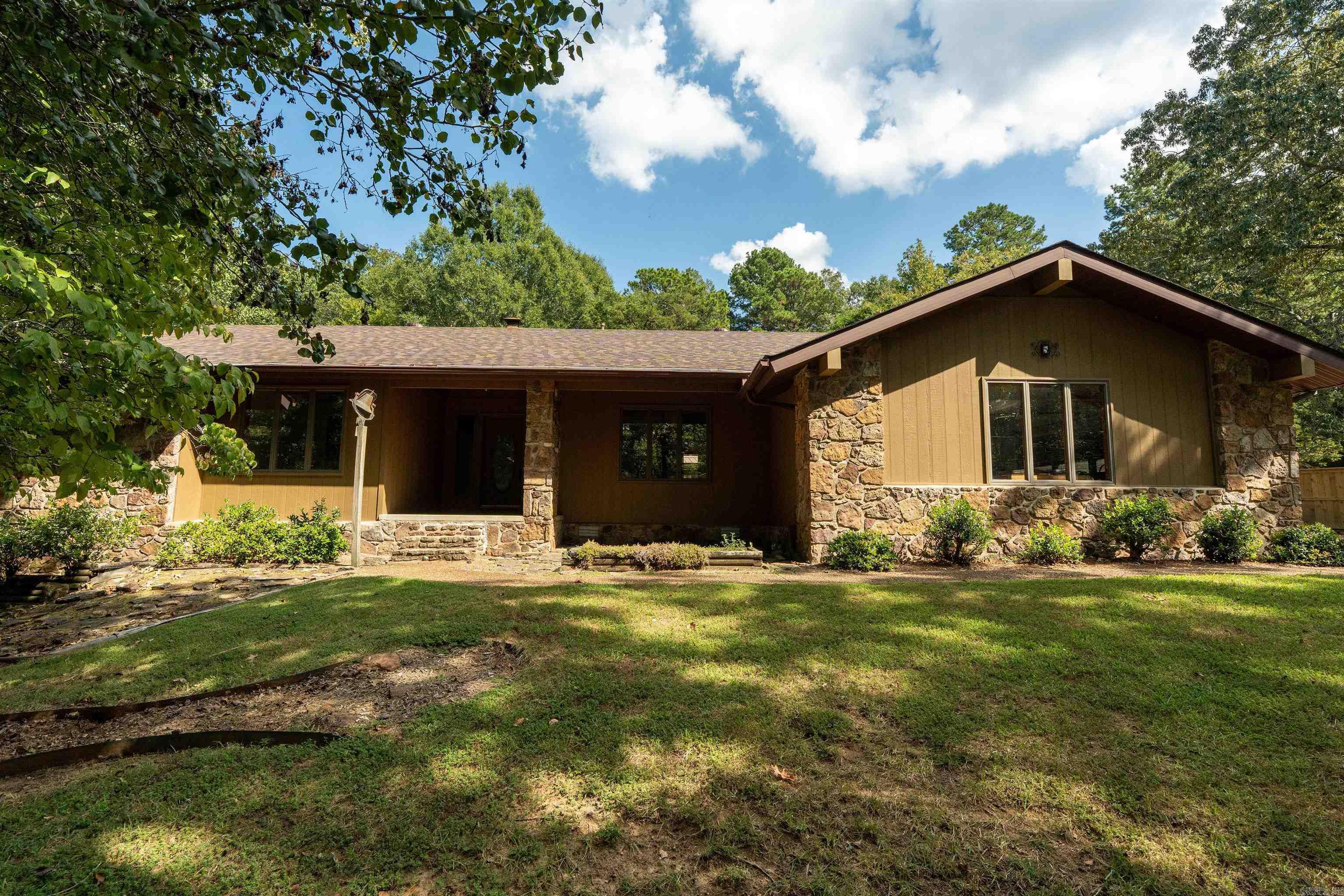 5 Westpark Drive — photo 2