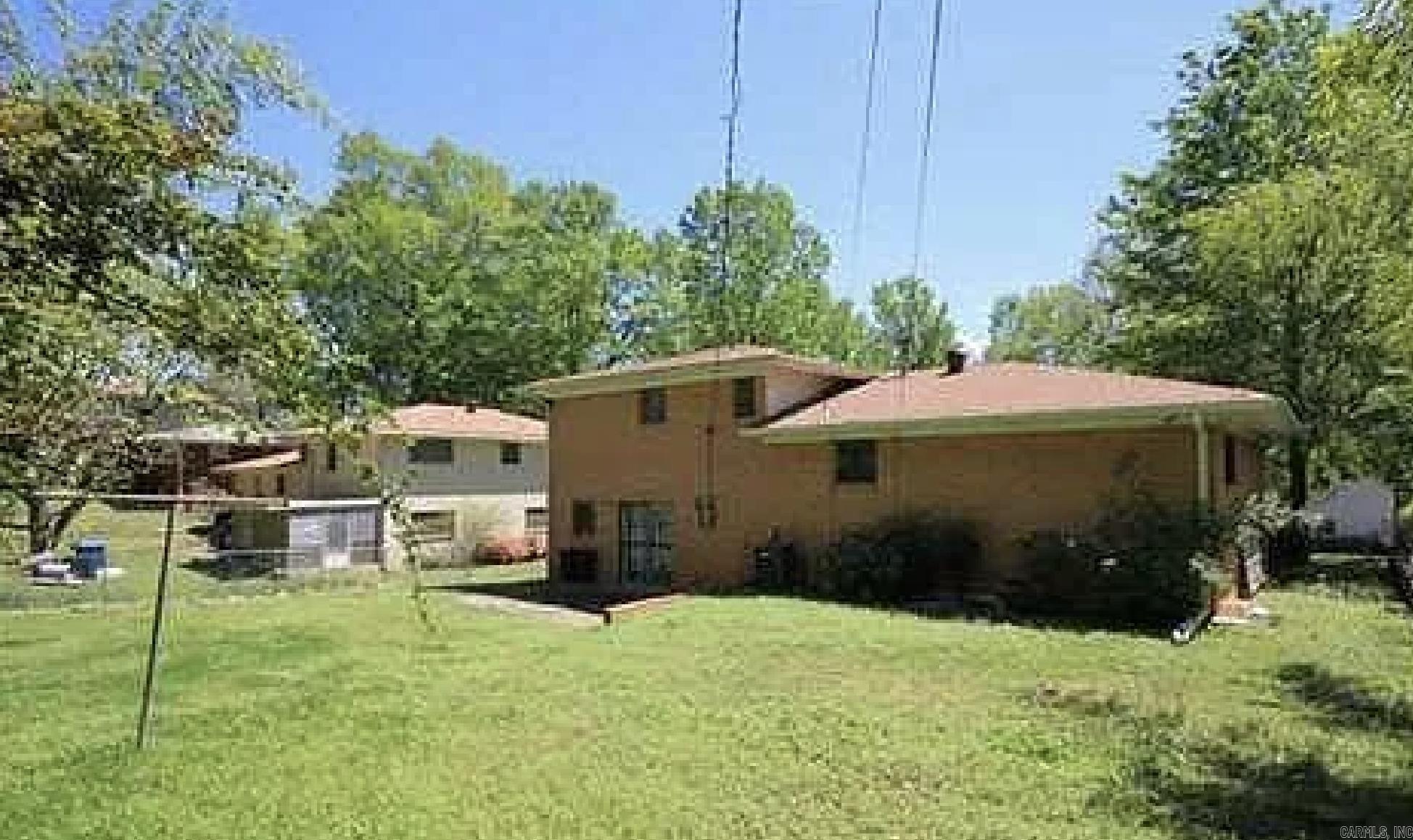 6910 W 32nd  Little Rock, AR