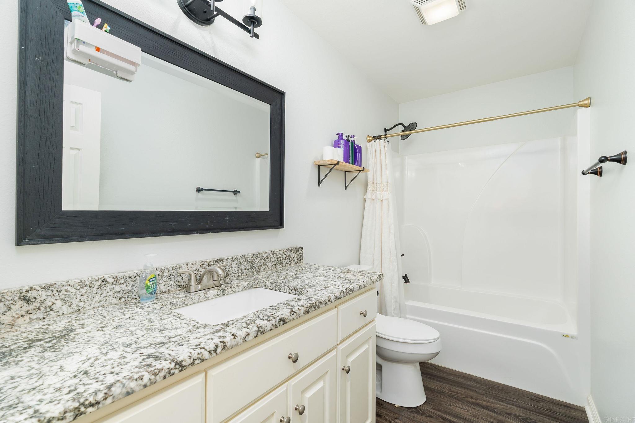 147 WESTOAK  Hot Springs, AR