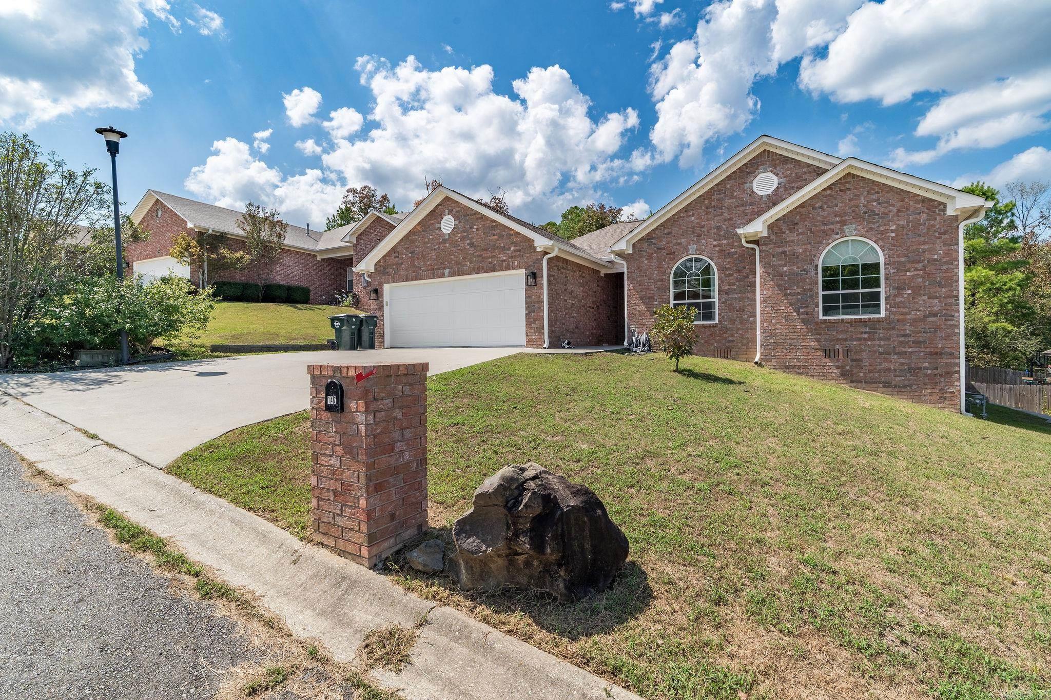 147 WESTOAK  Hot Springs, AR